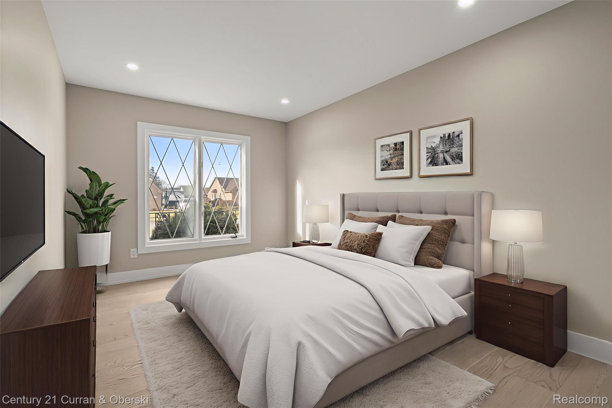 Livonia, Michigan, 48152, United States, 3 Bedrooms Bedrooms, ,3 BathroomsBathrooms,Residential,For Sale,2011700