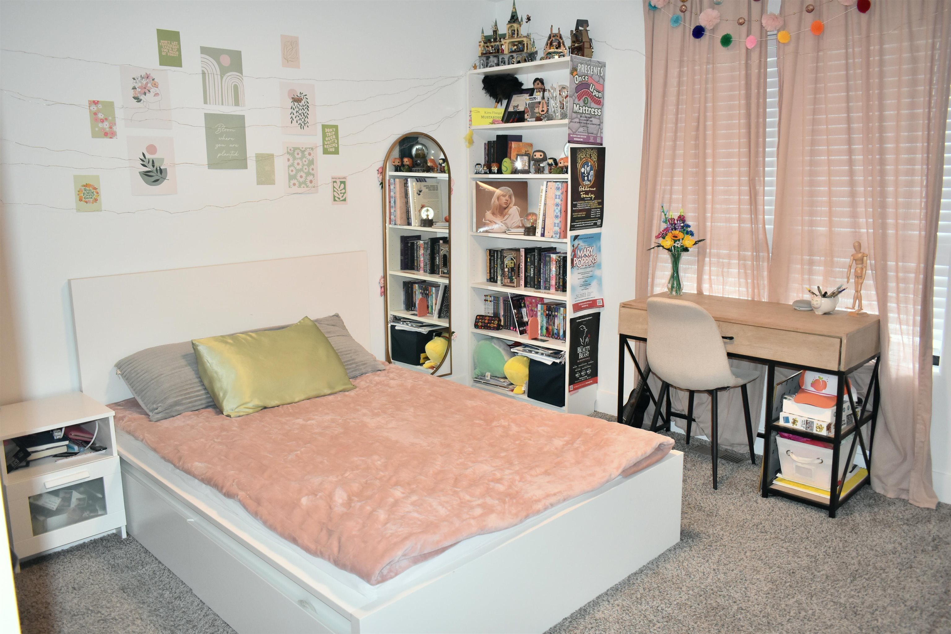 Rockton, Illinois, 61072, United States, 3 Bedrooms Bedrooms, ,3 BathroomsBathrooms,Residential,For Sale,1983692