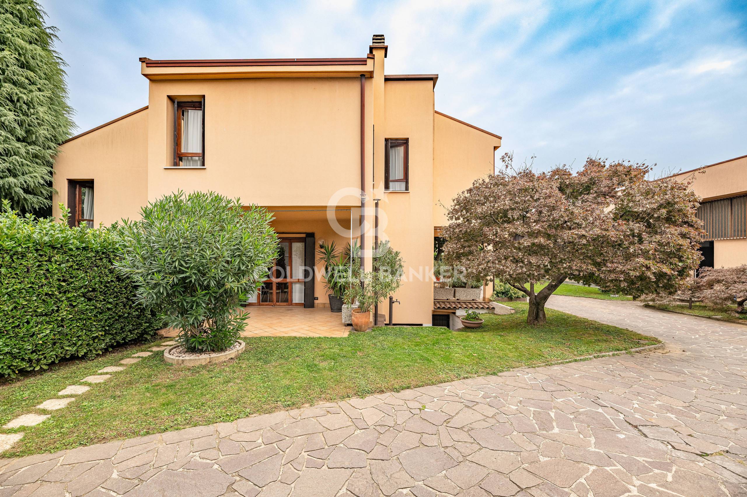 Macherio, Monza e Brianza, 20050, IT, 3 Bedrooms Bedrooms, ,3 BathroomsBathrooms,Residential,For Sale,1968992