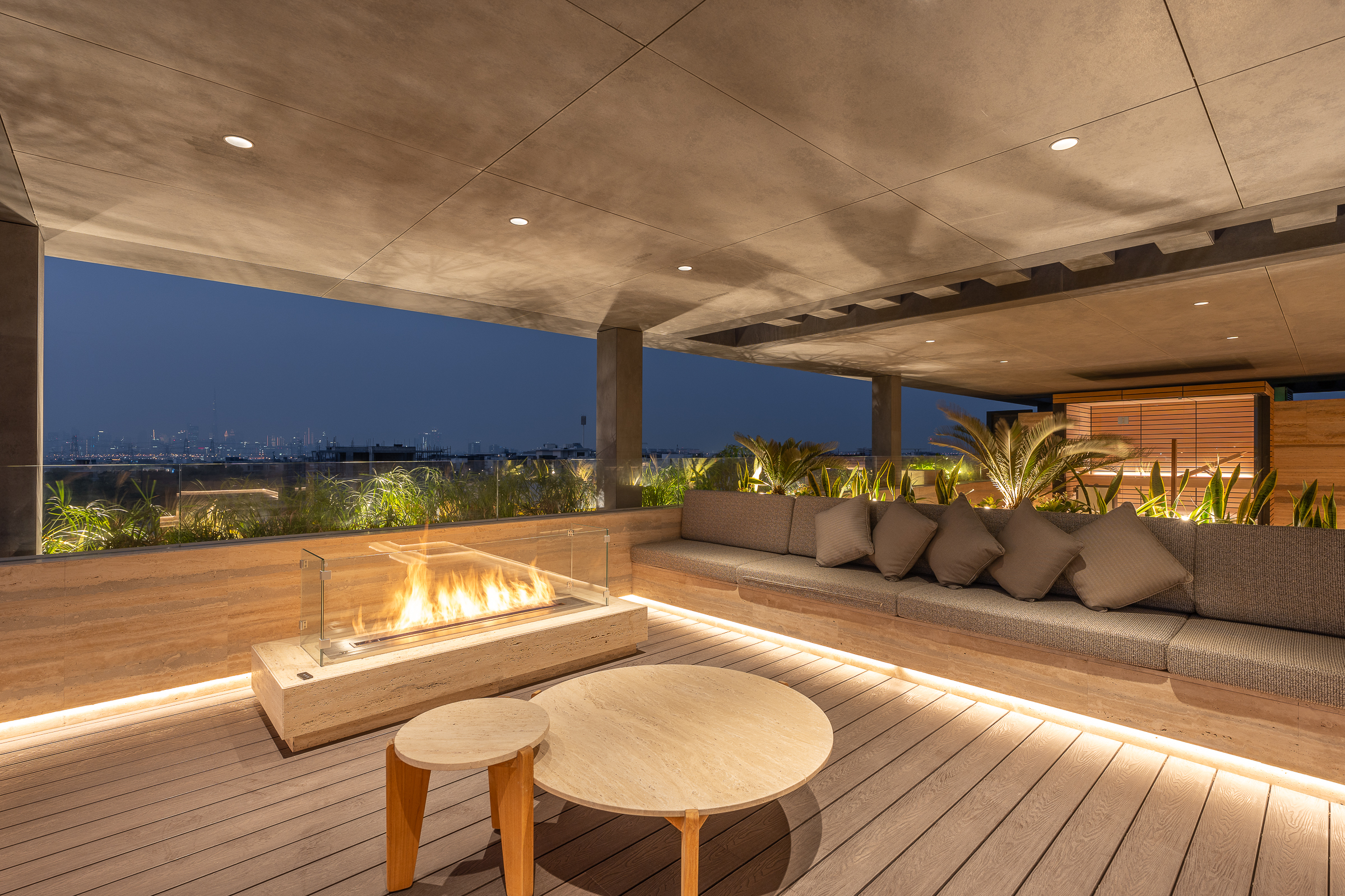  Custom-Built Mansion with Stunning Sunset Views - 物件實景