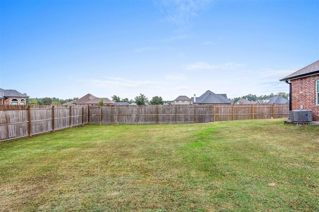 Sulphur, Louisiana, 70665, United States, 3 Bedrooms Bedrooms, ,3 BathroomsBathrooms,Residential,For Sale,1998674