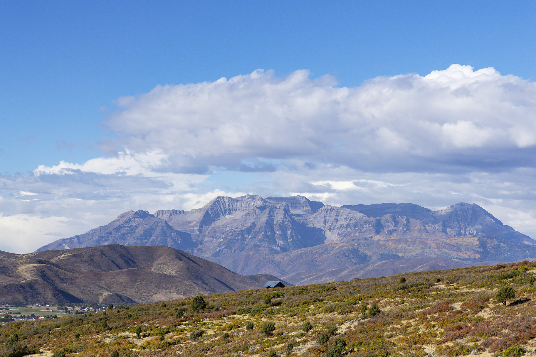  The Ultimate Multi-Generational Mountain Retreat Backing to 500 Acres of Open Sp - 物件實景