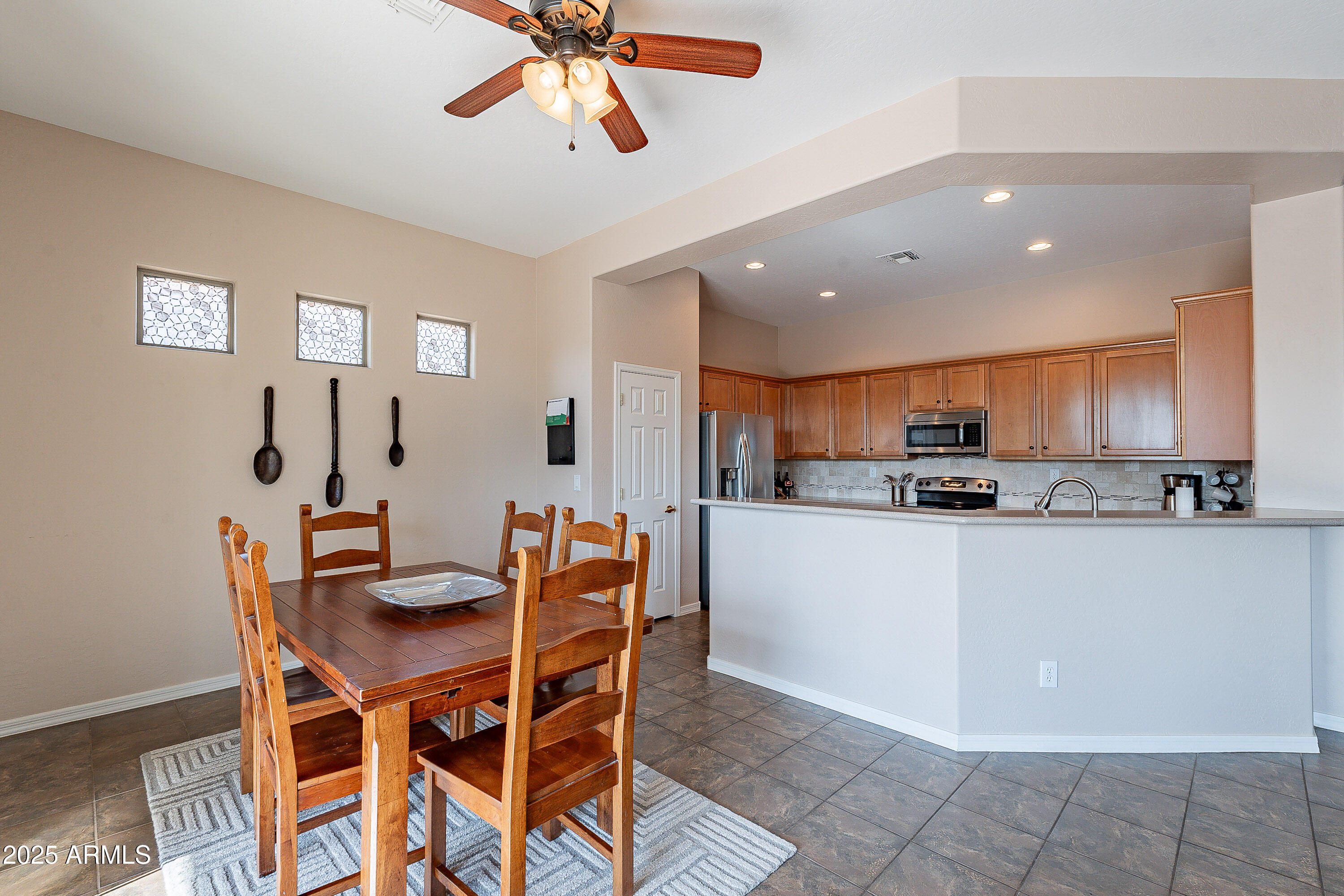 Phoenix, Arizona, 85086, United States, 3 Bedrooms Bedrooms, ,Residential,For Sale,1940950