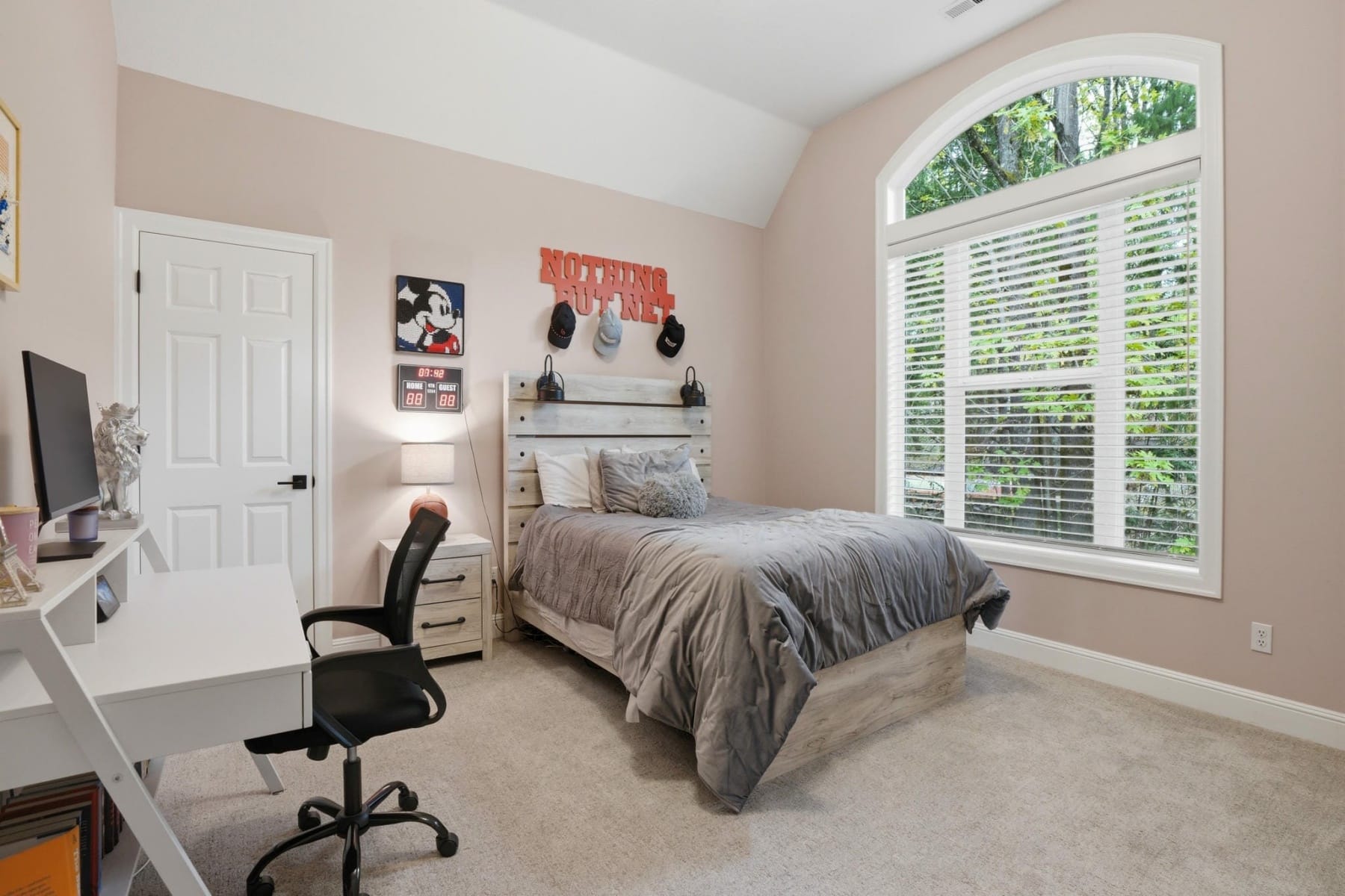  9045 NW MURDOCK ST Portland, OR 97229 - 物件實景