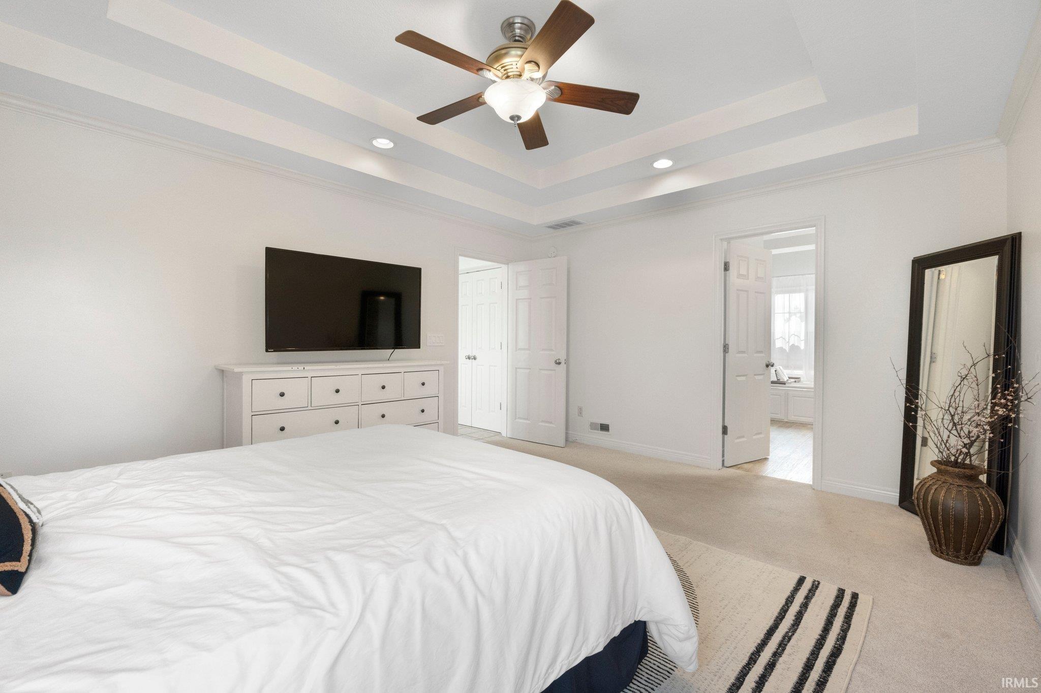 Leo, Indiana, 46765-9347, United States, 4 Bedrooms Bedrooms, ,5 BathroomsBathrooms,Residential,For Sale,1975042