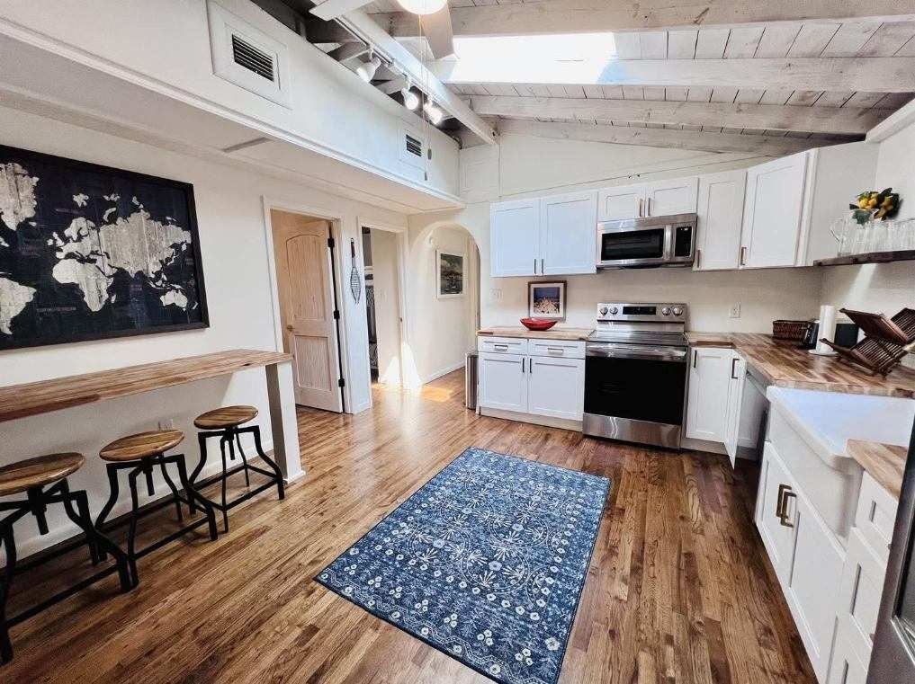 Saint George Island, Florida, 32328, United States, 4 Bedrooms Bedrooms, ,3 BathroomsBathrooms,Residential,For Sale,1943156