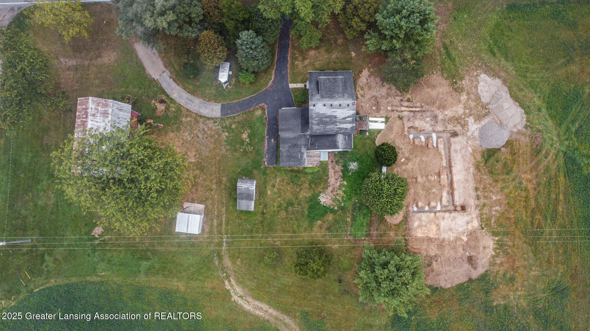 Webberville, Michigan, 48892, United States, 5 Bedrooms Bedrooms, ,2 BathroomsBathrooms,Residential,For Sale,1963155