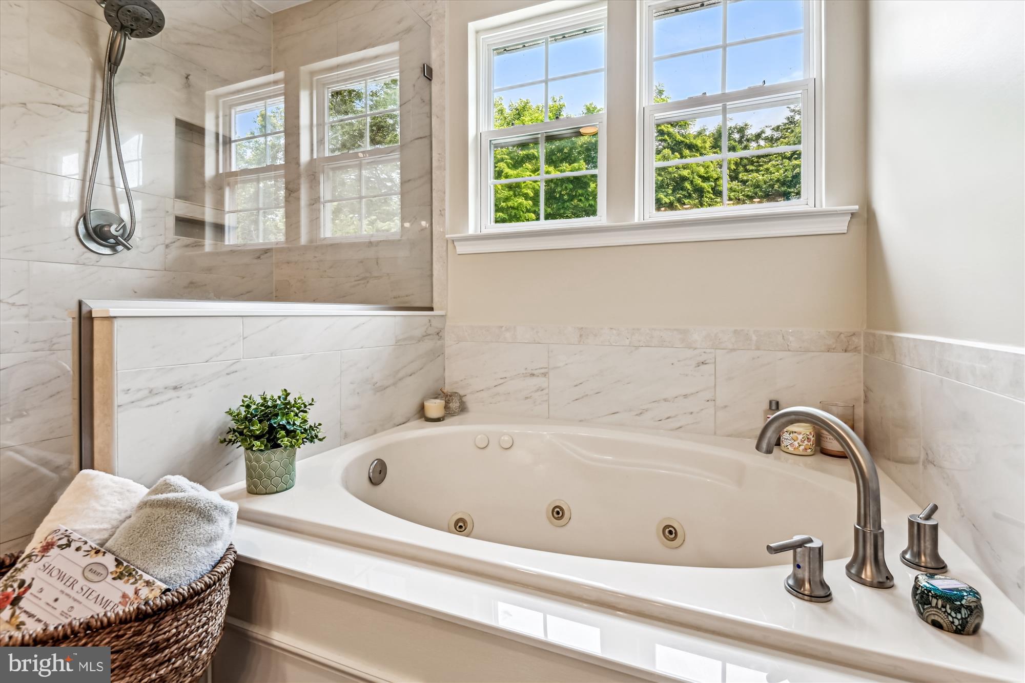 Baltimore, Maryland, 21221, United States, 3 Bedrooms Bedrooms, ,3 BathroomsBathrooms,Residential,For Sale,1881535