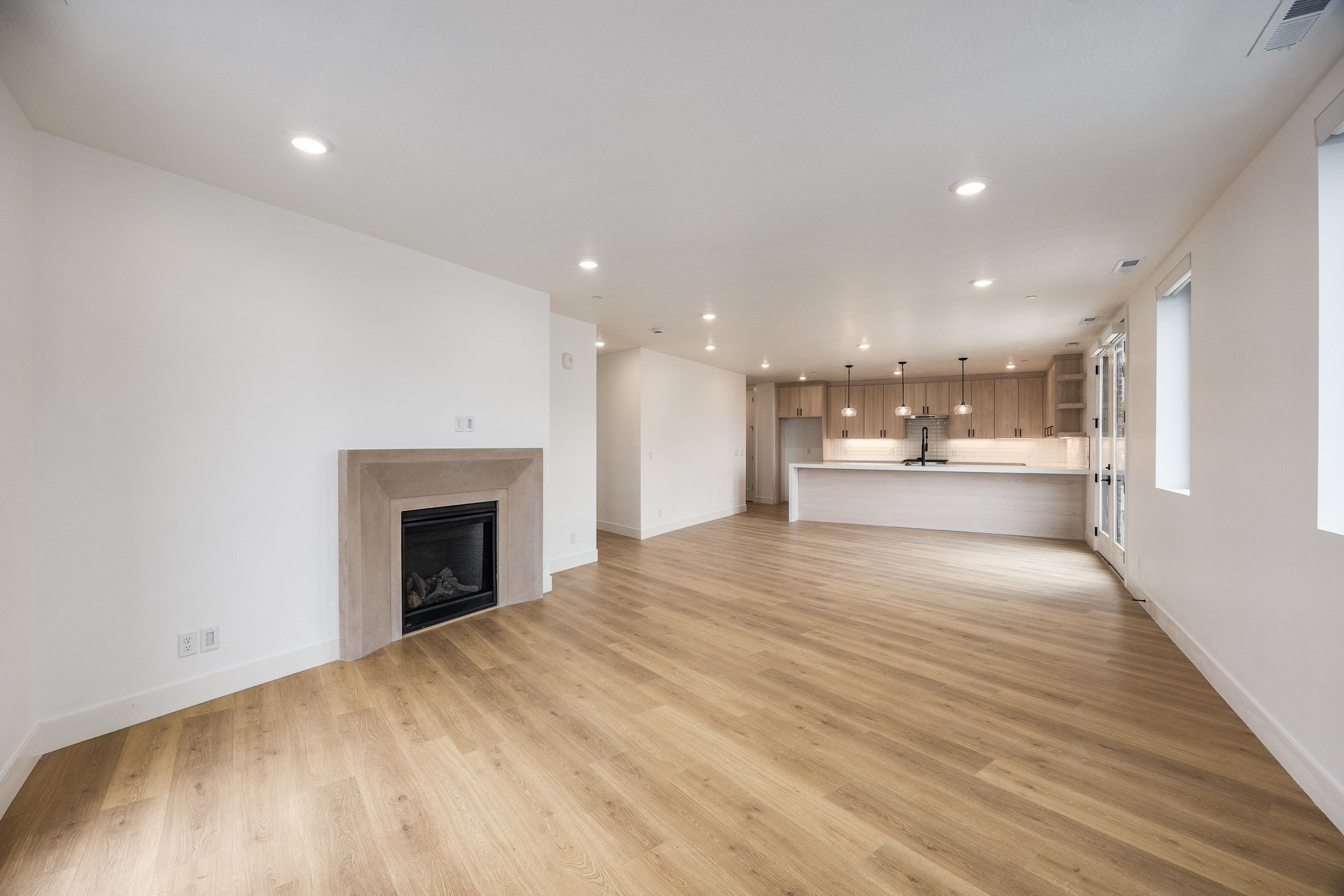  Newly Released Penthouse-Style Living in The Heart of Holladay Village - 物件實景