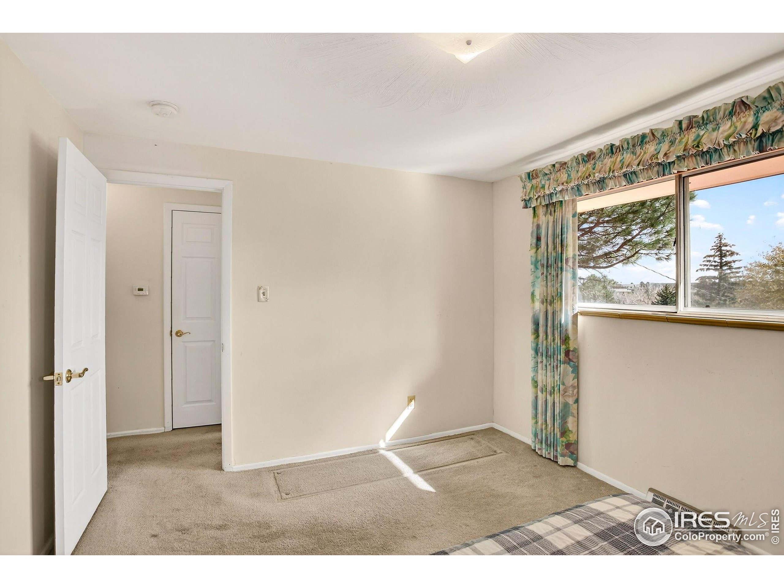 Boulder, Colorado, 80305, United States, 4 Bedrooms Bedrooms, ,1 BathroomBathrooms,Residential,For Sale,1989677