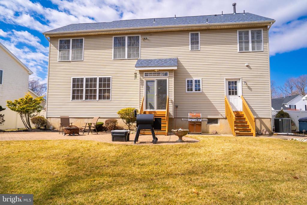 Monmouth Junction, New Jersey, 08852, United States, 4 Bedrooms Bedrooms, ,3 BathroomsBathrooms,Residential,For Sale,1869569