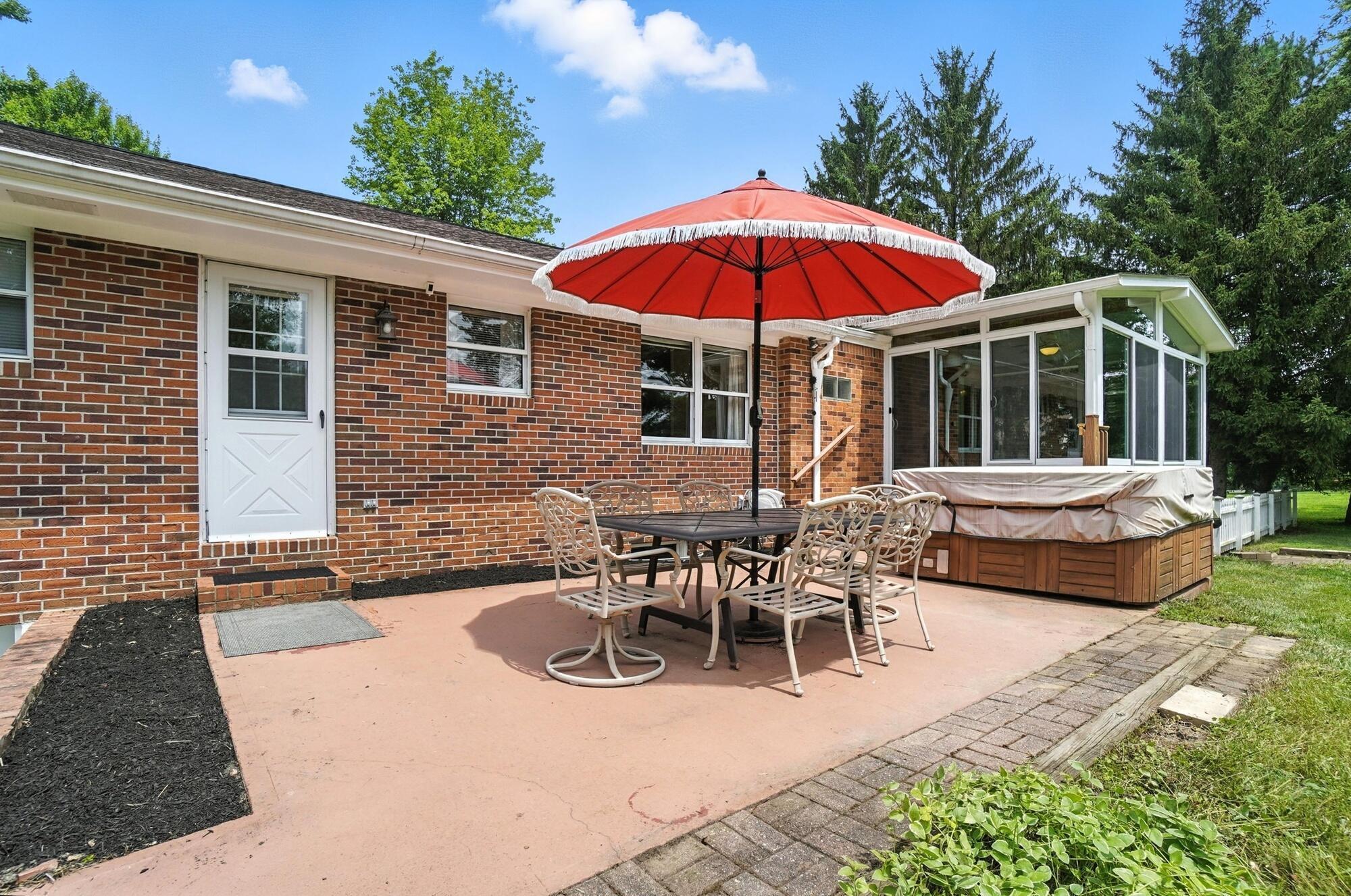 Johnstown, Ohio, 43031, United States, 3 Bedrooms Bedrooms, ,2 BathroomsBathrooms,Residential,For Sale,1896199