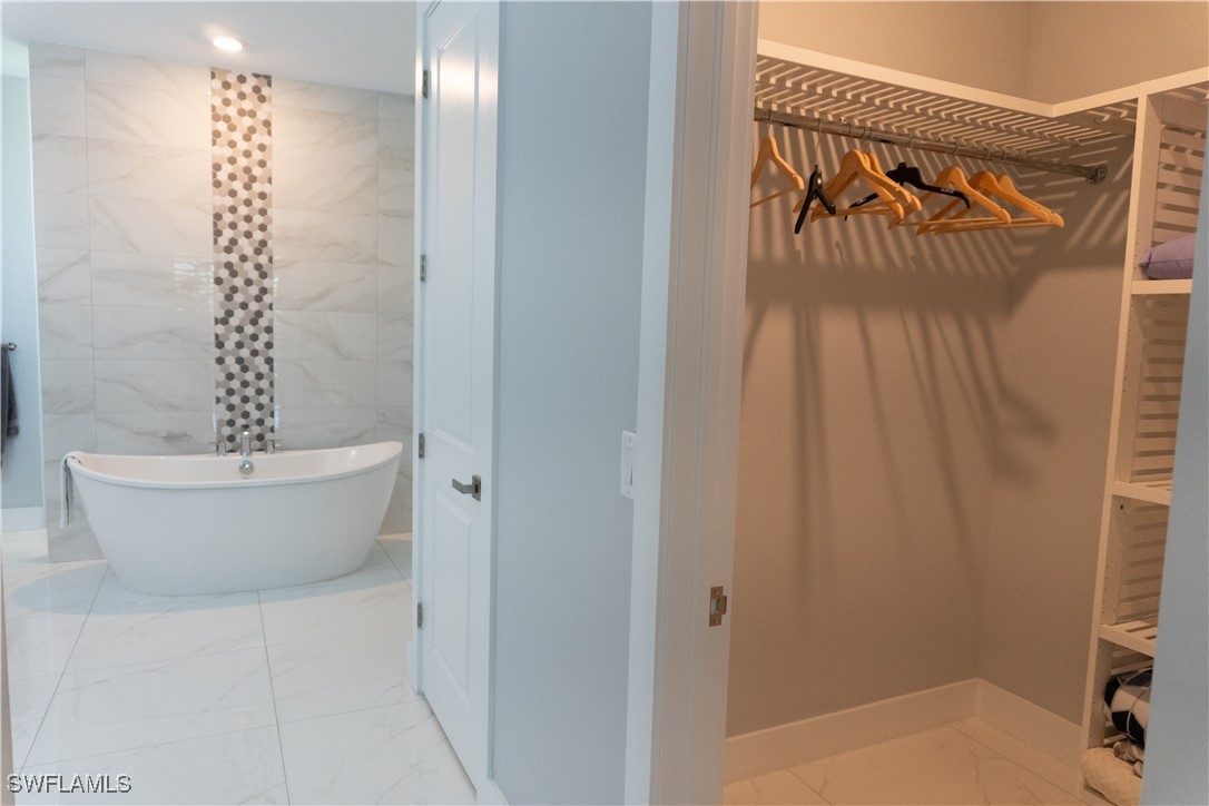 Cape Coral, Florida, 33914, United States, 3 Bedrooms Bedrooms, ,2 BathroomsBathrooms,Residential,For Sale,1983119