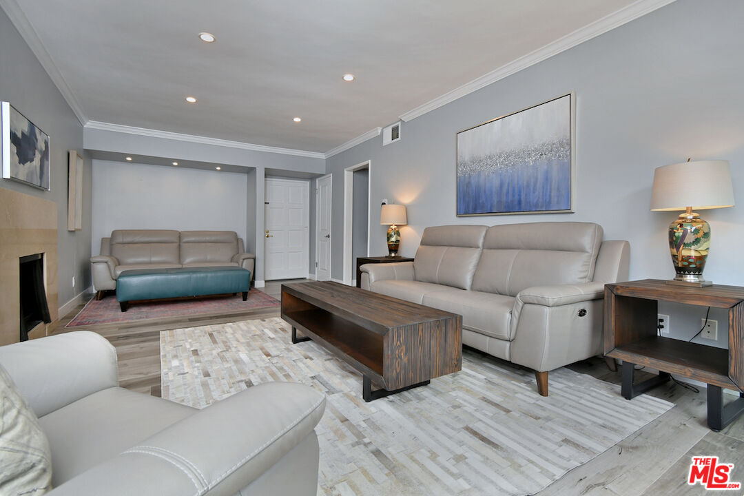 Los Angeles, California, 90077, United States, 2 Bedrooms Bedrooms, ,2 BathroomsBathrooms,Residential,For Sale,1919812