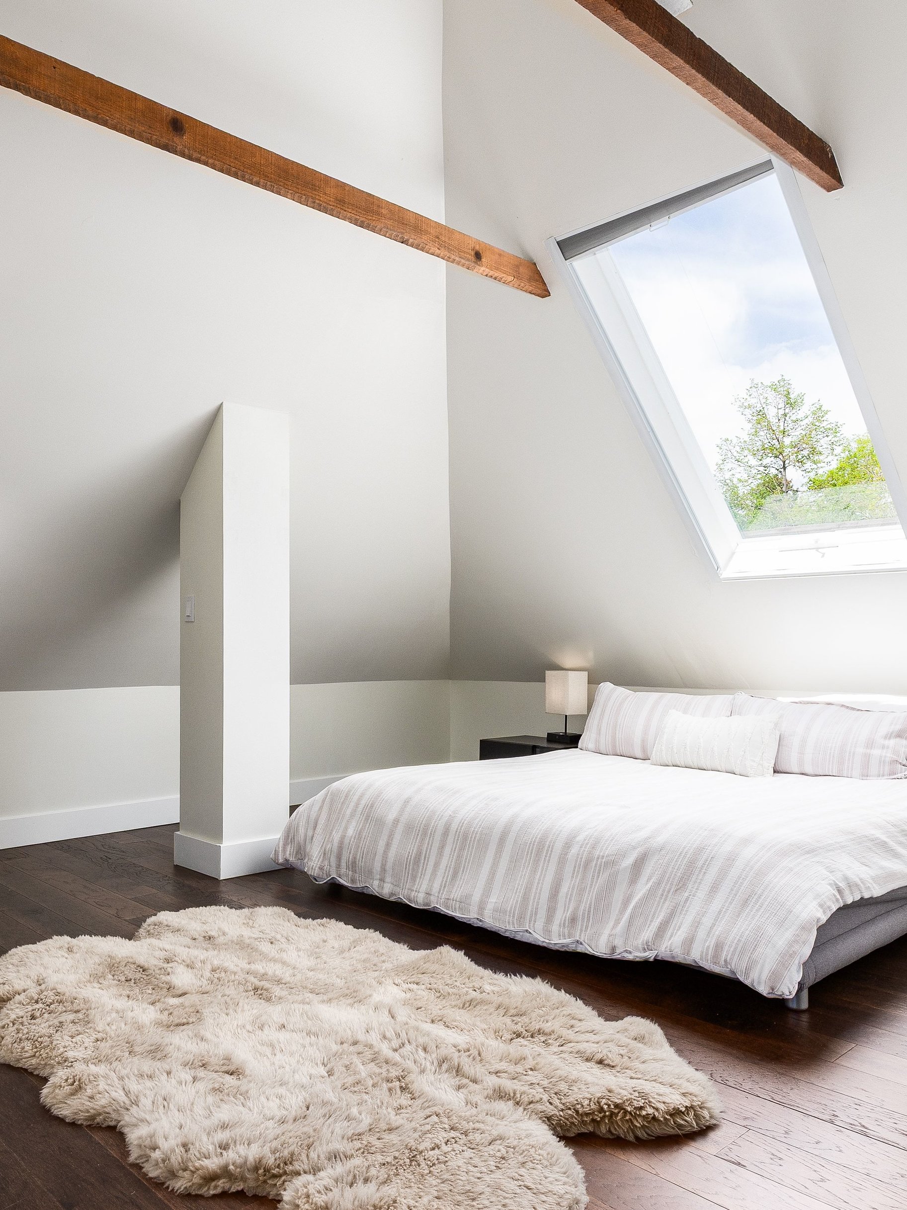  Charming Avenues Home Blending Timeless Character with Everyday Comfort - 物件實景