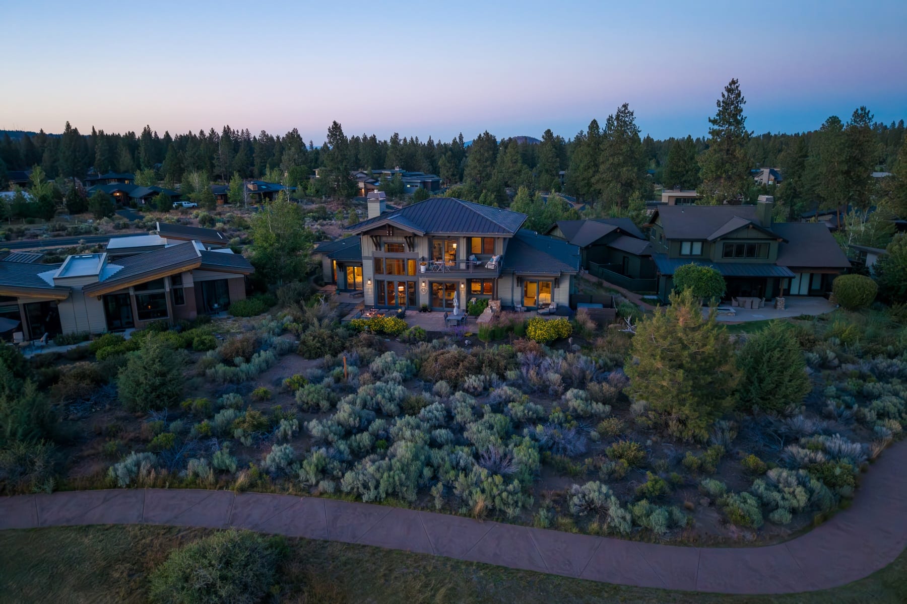  19361 Roswell Drive Bend, OR 97702 - 物件實景