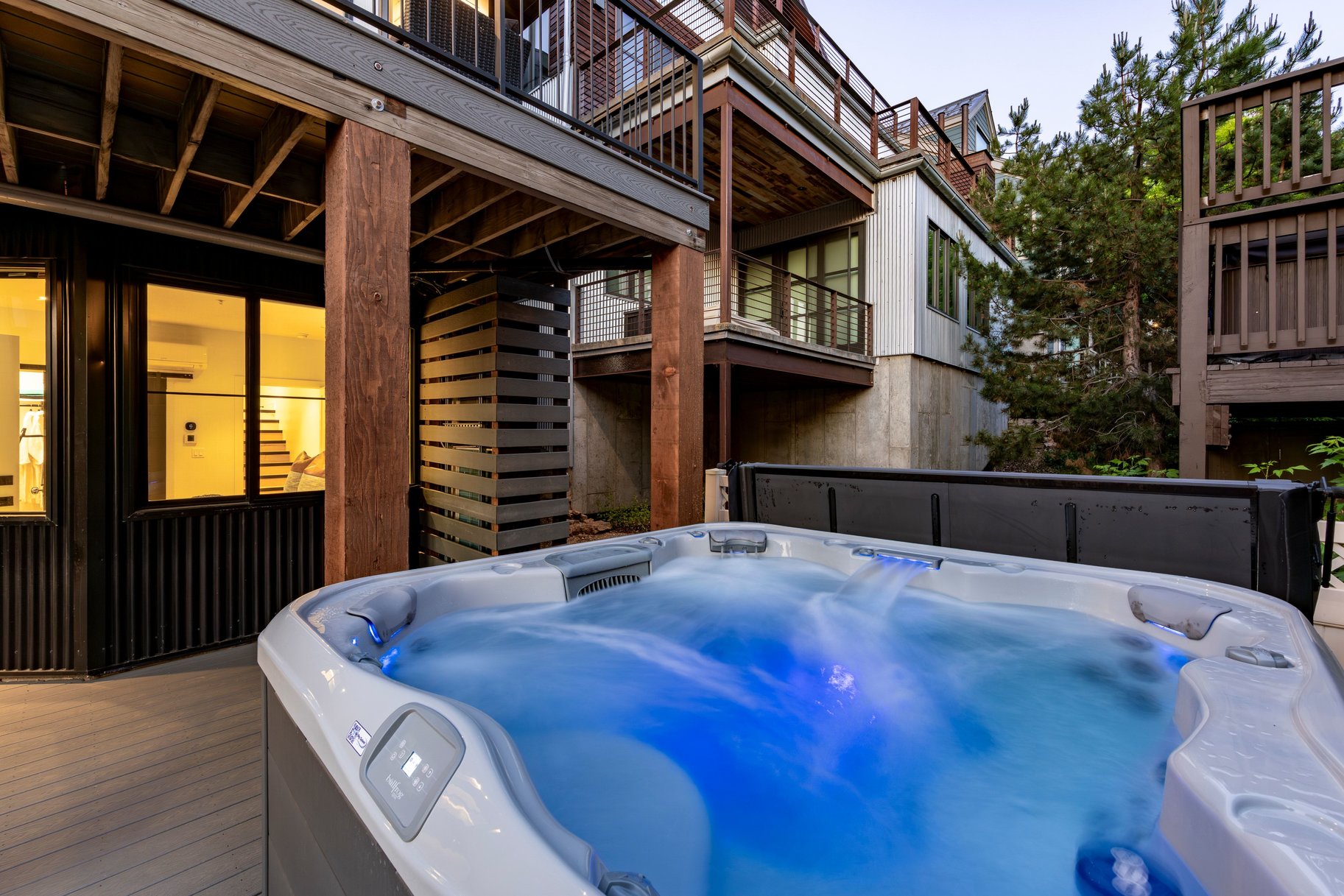  One-of-a-Kind Home in Old Town Steps to Main Street - 物件實景