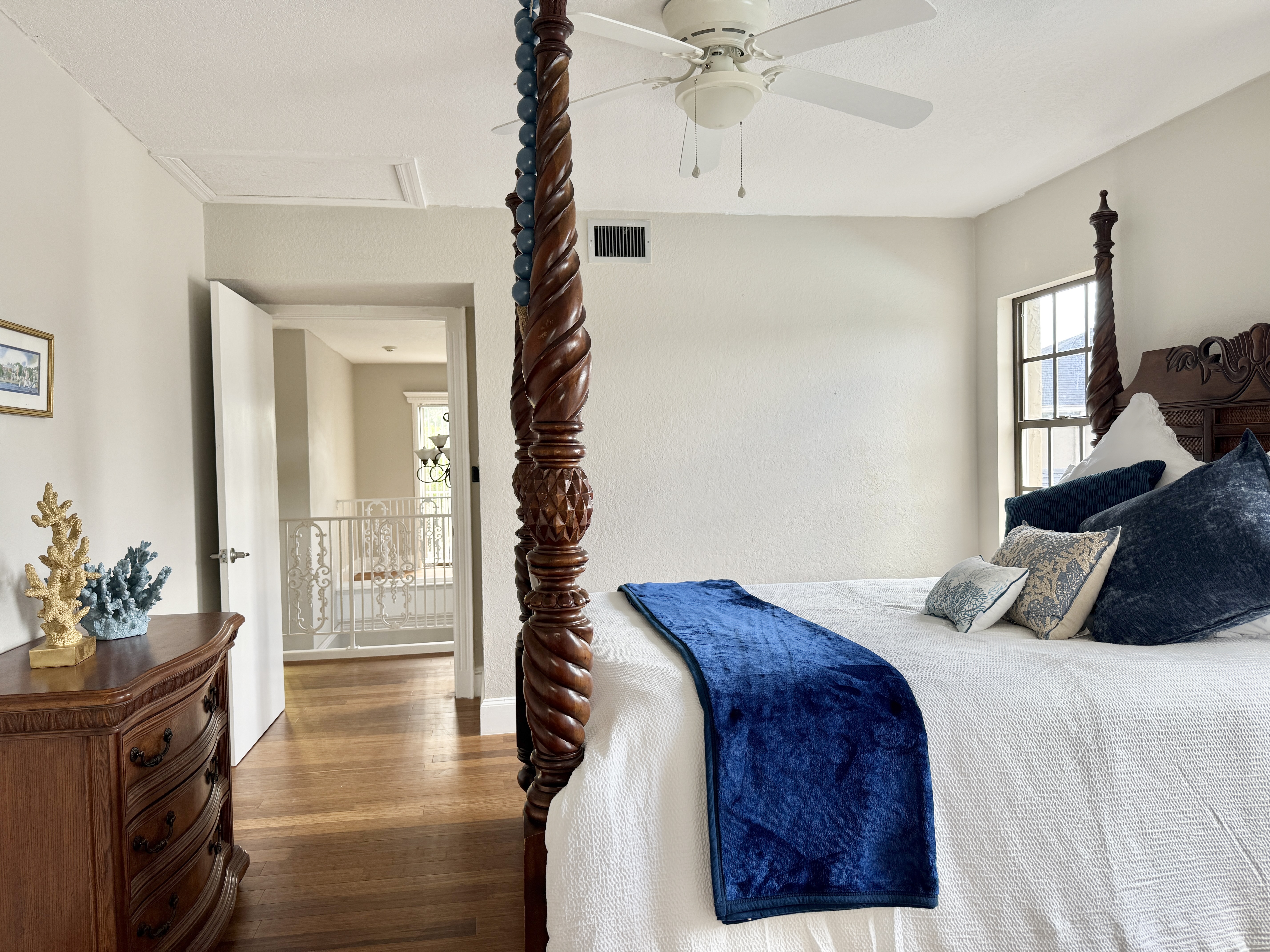 Temple Terrace, Florida, 33637, United States, 3 Bedrooms Bedrooms, ,4 BathroomsBathrooms,Residential,For Sale,1982268