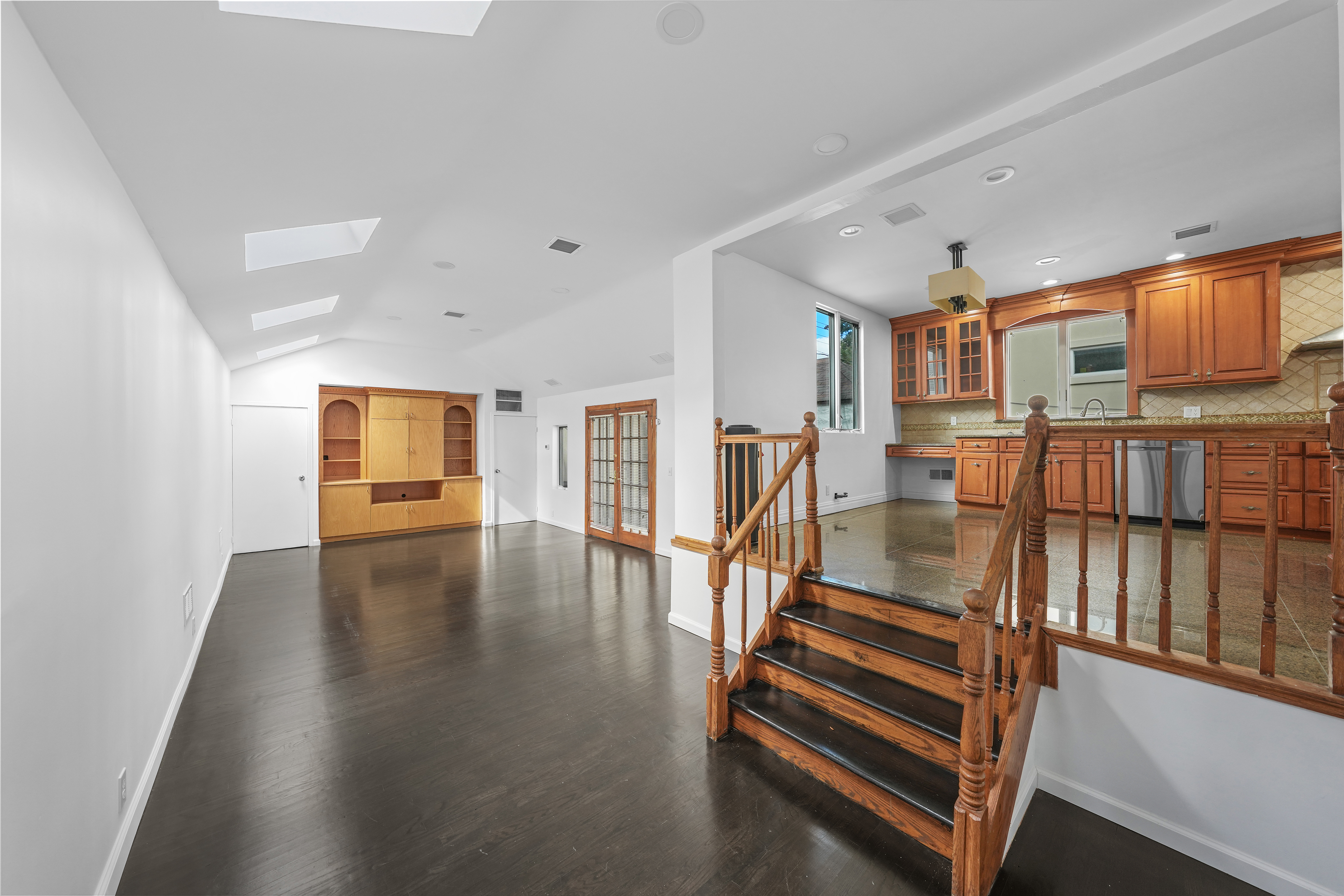 Brooklyn, New York, 11210, United States, 4 Bedrooms Bedrooms, ,4 BathroomsBathrooms,Residential,For Sale,1981827