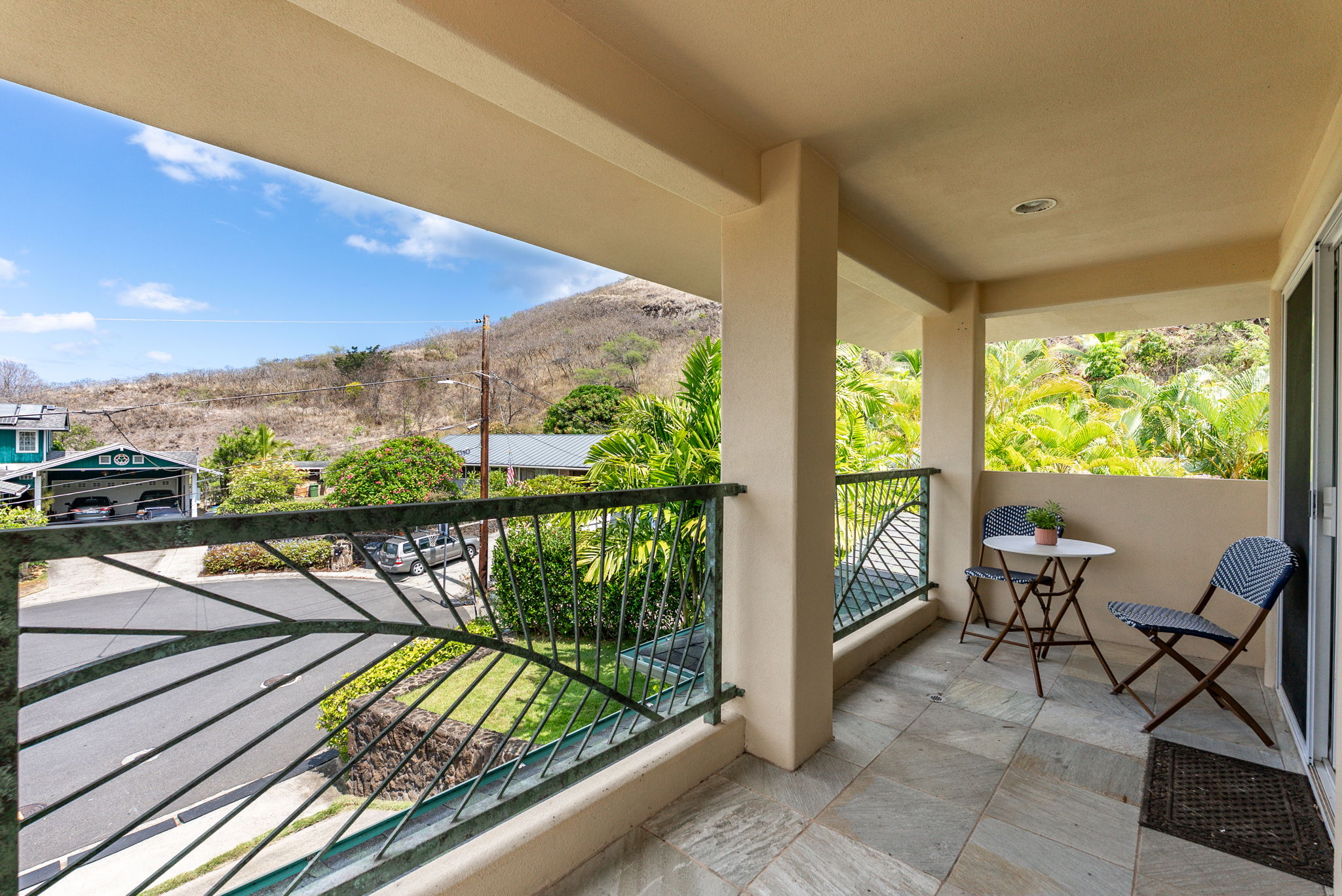 Kailua, Hawaii, 96734, United States, 6 Bedrooms Bedrooms, ,4 BathroomsBathrooms,Residential,For Sale,1981977