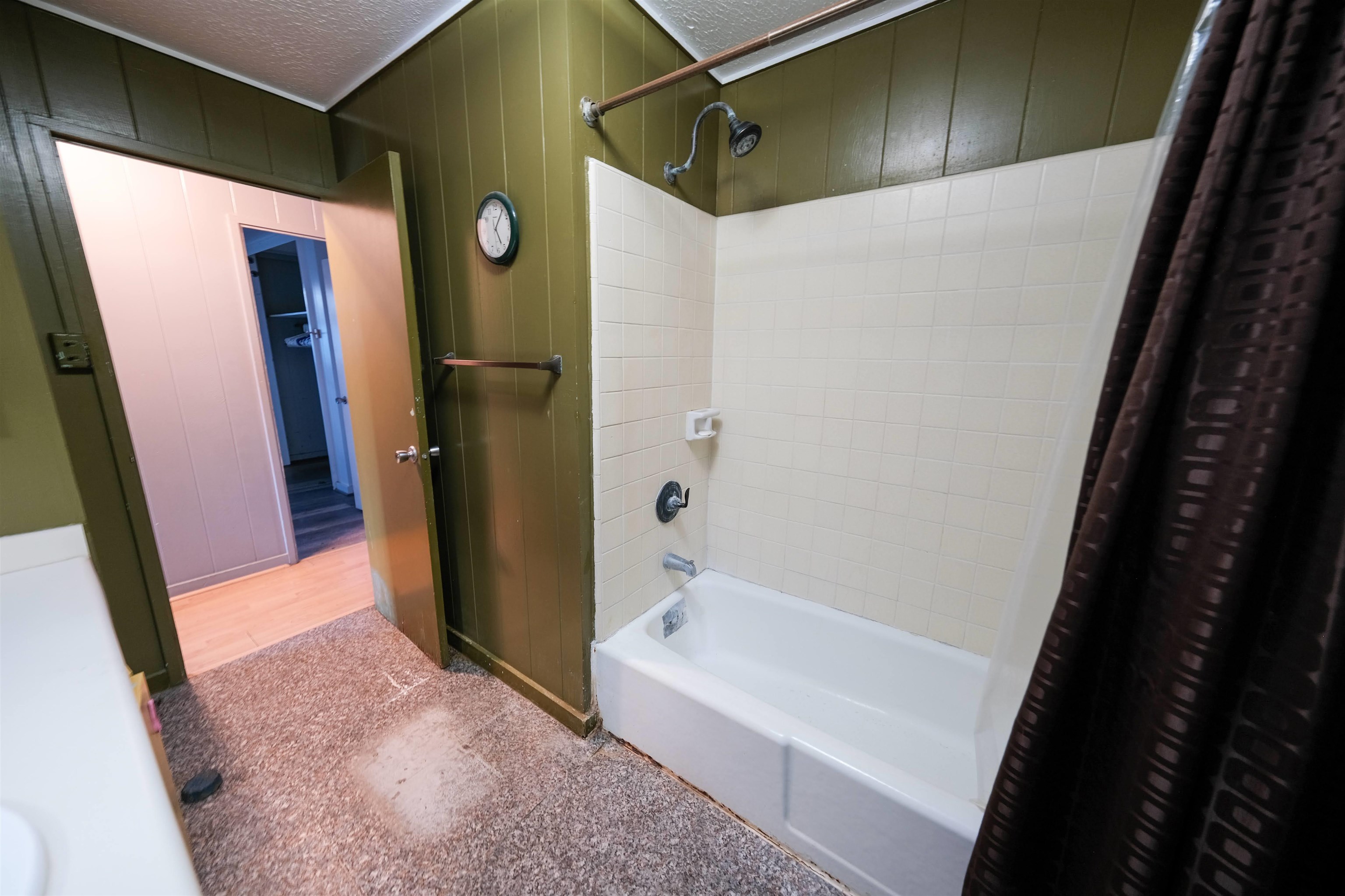 Wailuku, Hawaii, 96793, United States, 3 Bedrooms Bedrooms, ,2 BathroomsBathrooms,Residential,For Sale,1911897