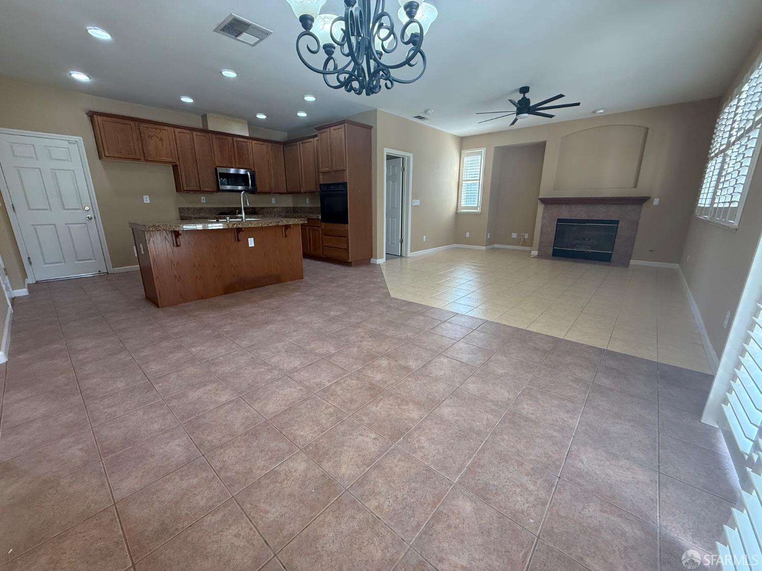 Antioch, California, 94531, United States, 4 Bedrooms Bedrooms, ,3 BathroomsBathrooms,Residential,For Sale,2038365