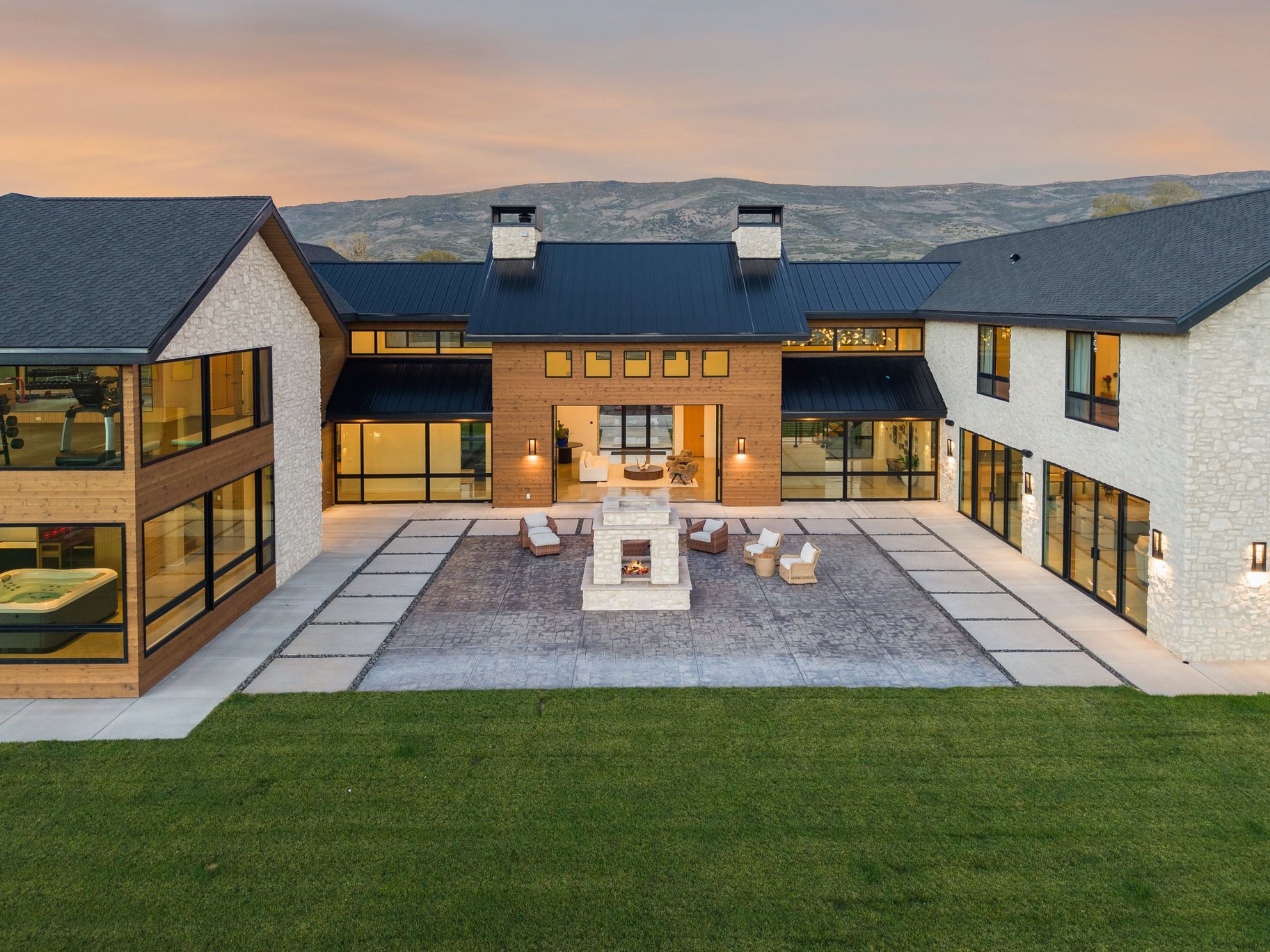  A Modern Estate Framed by Mount Timpanogos - 物件實景