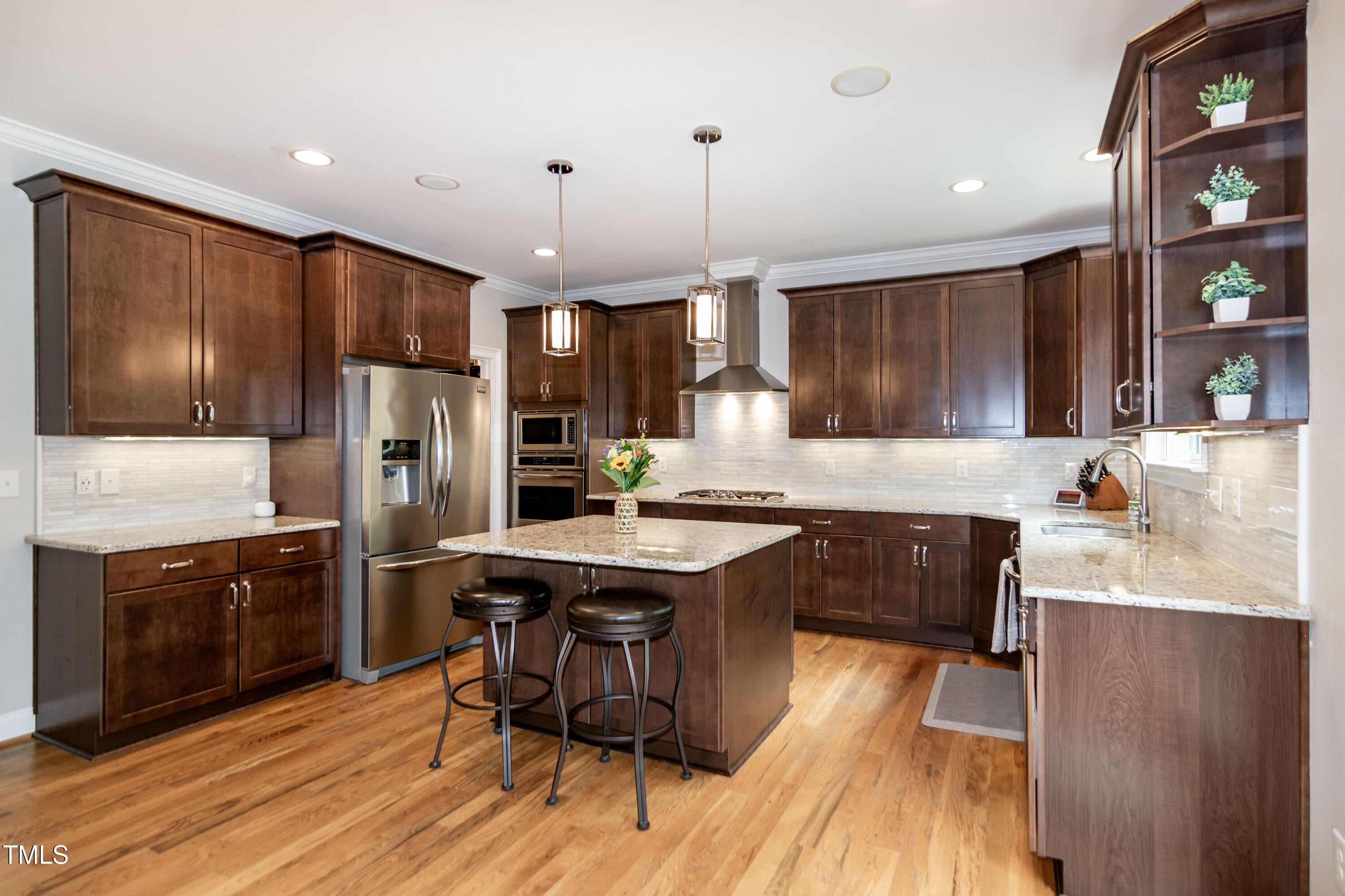 Raleigh, North Carolina, 27606, United States, 4 Bedrooms Bedrooms, ,4 BathroomsBathrooms,Residential,For Sale,1794802