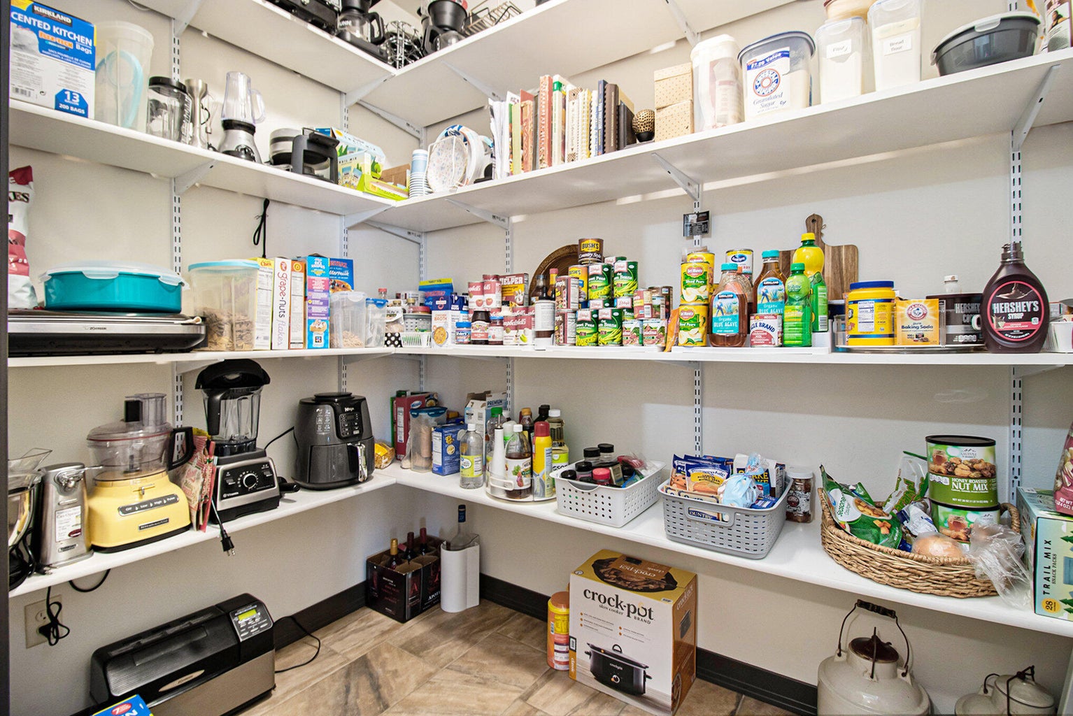 Brookings, South Dakota, 57006, United States, 4 Bedrooms Bedrooms, ,1 BathroomBathrooms,Residential,For Sale,1975642