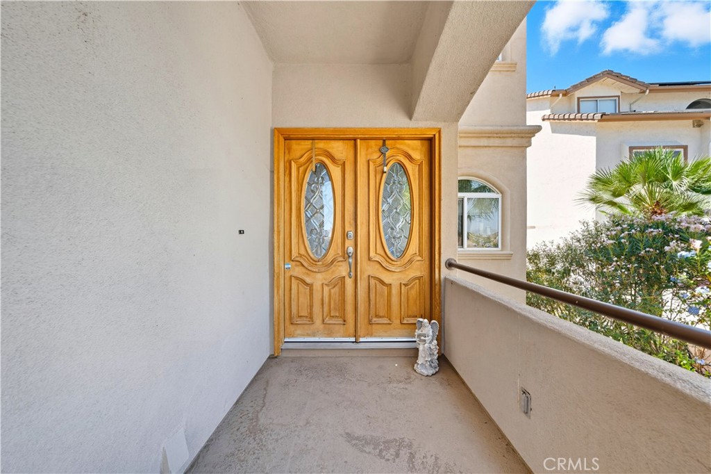 Canyon Lake, California, 92587, United States, 6 Bedrooms Bedrooms, ,5 BathroomsBathrooms,Residential,For Sale,1975994