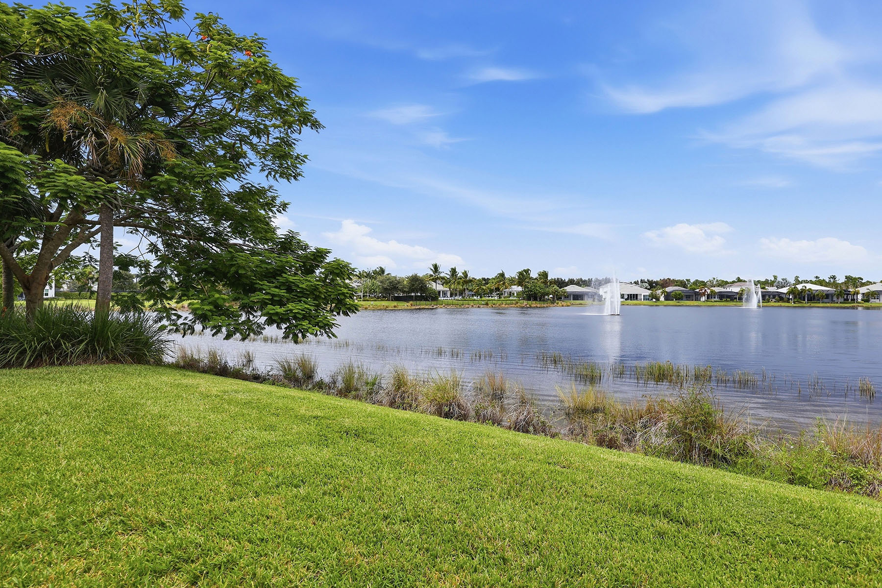  HACIENDA LAKES - AZURE AT HACIENDA LAKES - 物件實景