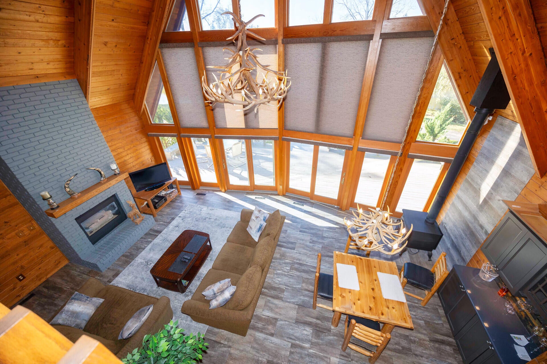 Brooklyn, Michigan, 49230, United States, 3 Bedrooms Bedrooms, ,3 BathroomsBathrooms,Residential,For Sale,1991046