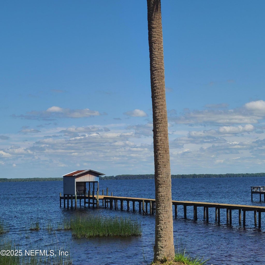 Crescent City, Florida, 32112, United States, 3 Bedrooms Bedrooms, ,2 BathroomsBathrooms,Residential,For Sale,1942531
