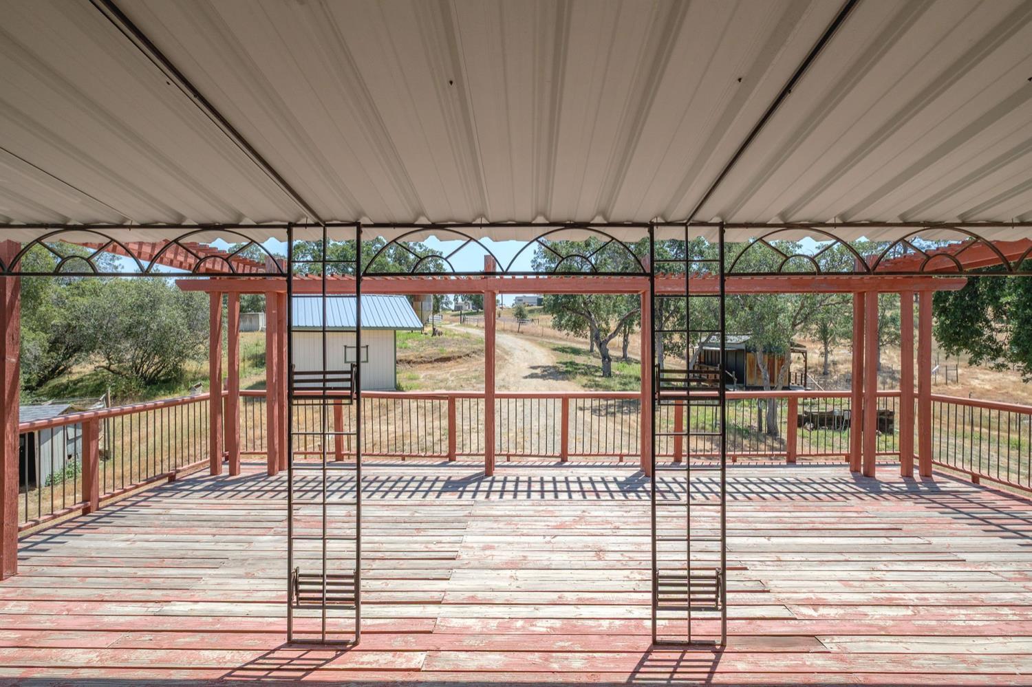 Raymond, California, 93653, United States, 3 Bedrooms Bedrooms, ,3 BathroomsBathrooms,Residential,For Sale,2048178