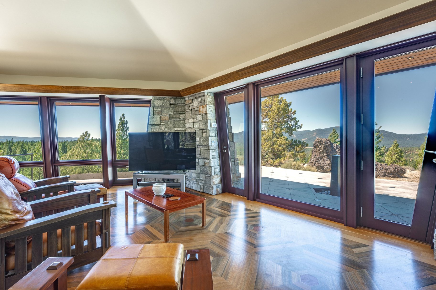  The Eagles Nest Estate - 物件實景