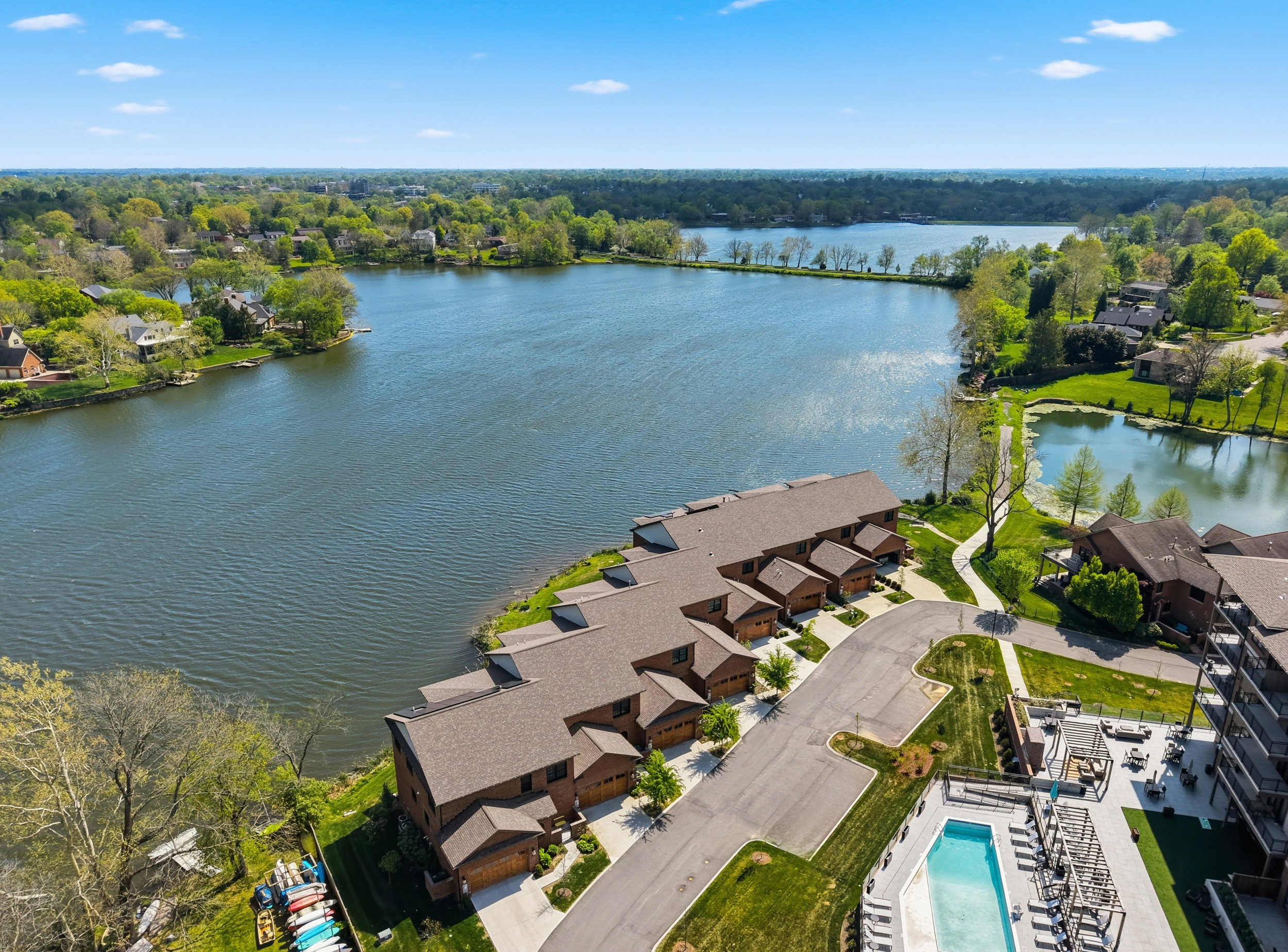  535 Laketower Drive #105 - 物件實景