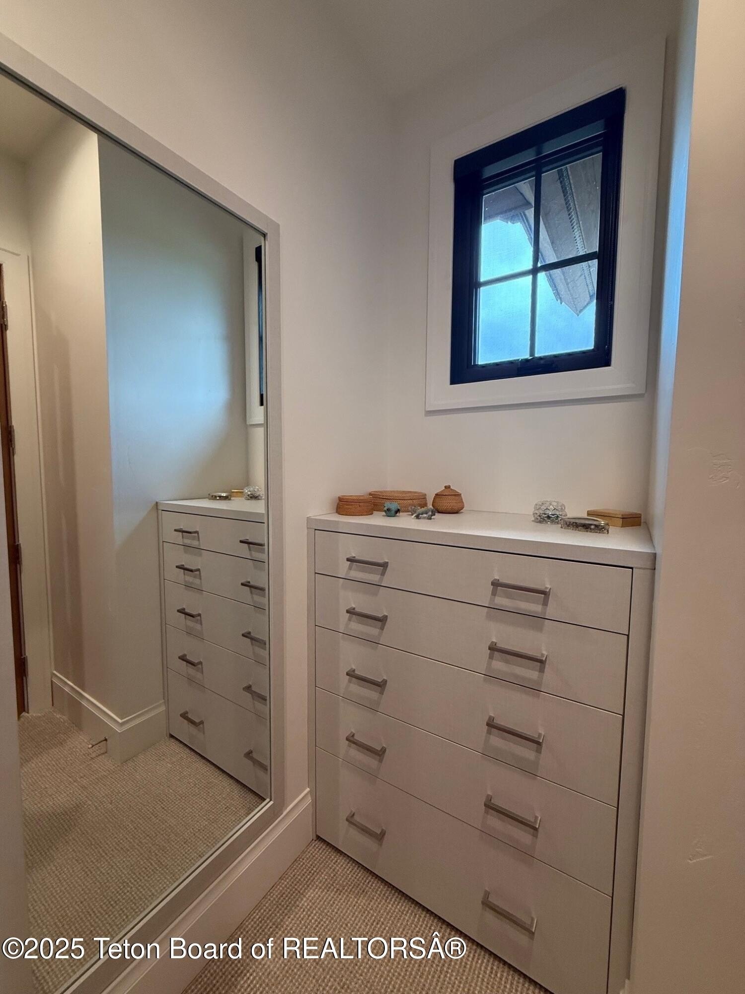 Victor, Idaho, 83455, United States, 4 Bedrooms Bedrooms, ,5 BathroomsBathrooms,Residential,For Sale,1977330