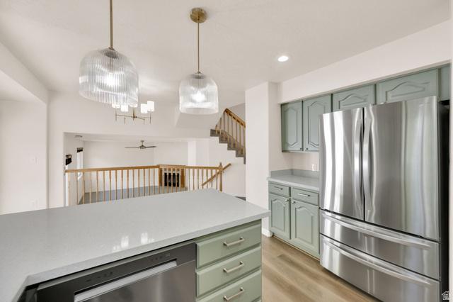 Layton, Utah, 84041, United States, 5 Bedrooms Bedrooms, ,4 BathroomsBathrooms,Residential,For Sale,2048910