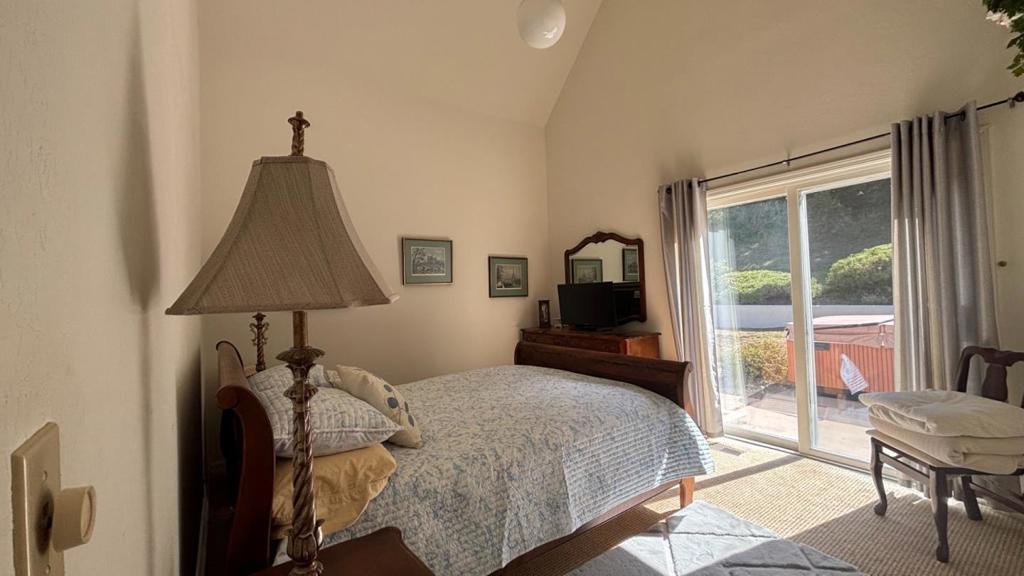 Aromas, California, 95004, United States, 3 Bedrooms Bedrooms, ,3 BathroomsBathrooms,Residential,For Sale,2048722