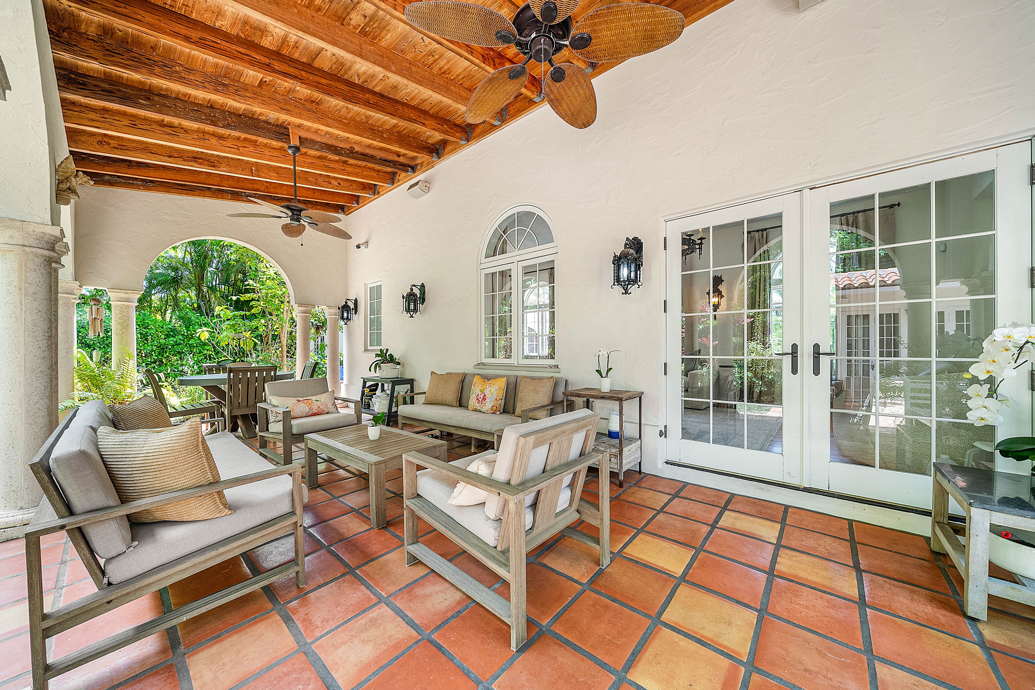  255 Cordova Road - 物件實景