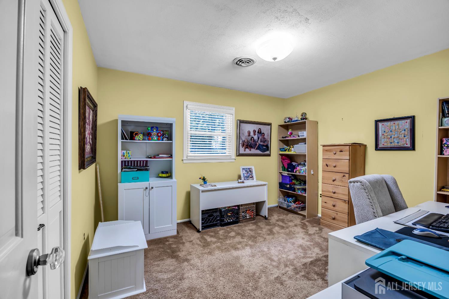 East Brunswick, New Jersey, 08816, United States, 5 Bedrooms Bedrooms, ,5 BathroomsBathrooms,Residential,For Sale,1850220
