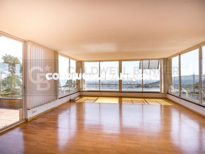 Barcelona, Catalonia, ES, 8 Bedrooms Bedrooms, ,3 BathroomsBathrooms,Residential,For Sale,1448649