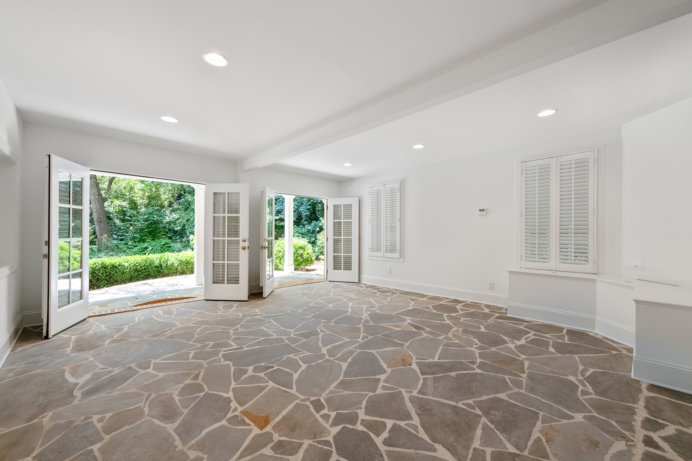 Magnificent Gated Vinings Estate Blends Elegance, Comfort and Lifestyle - 物件實景