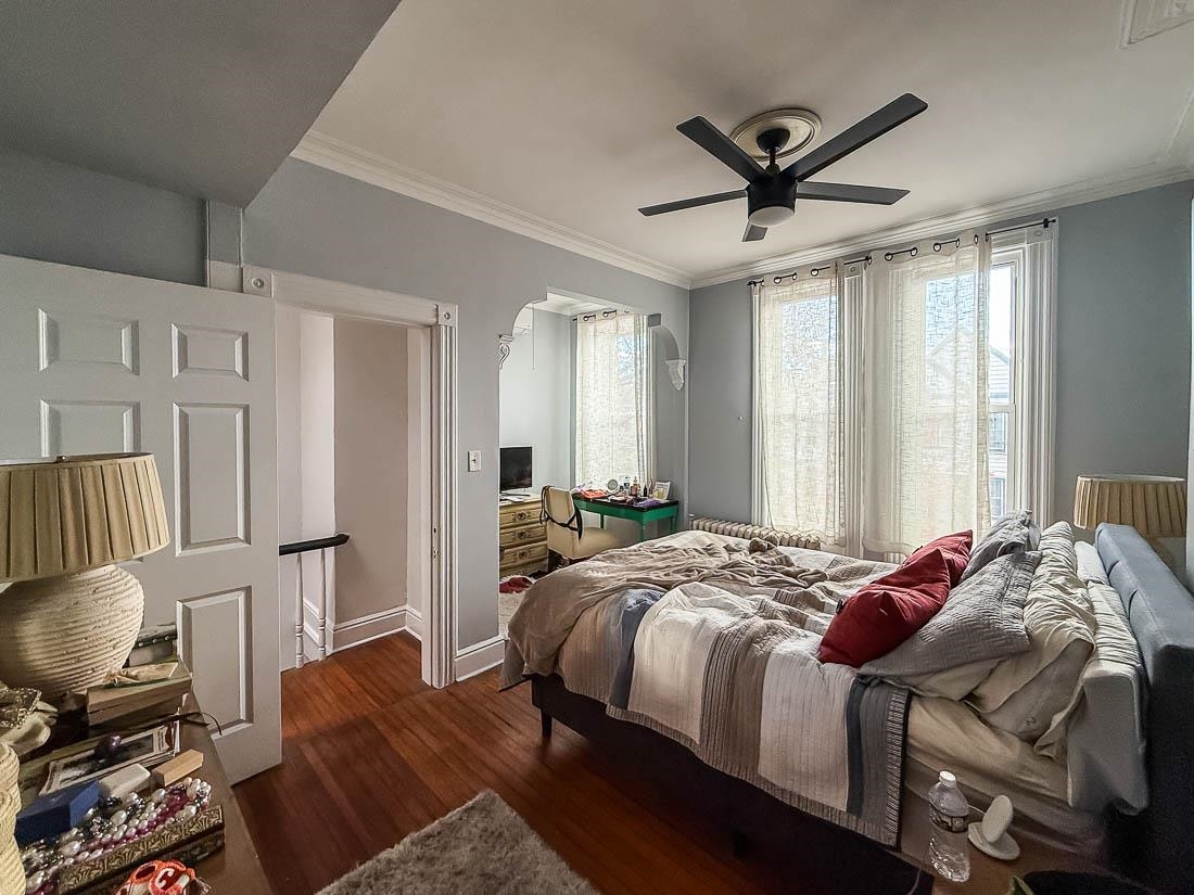 Jersey City, New Jersey, 07304, United States, 4 Bedrooms Bedrooms, ,2 BathroomsBathrooms,Residential,For Sale,1989150