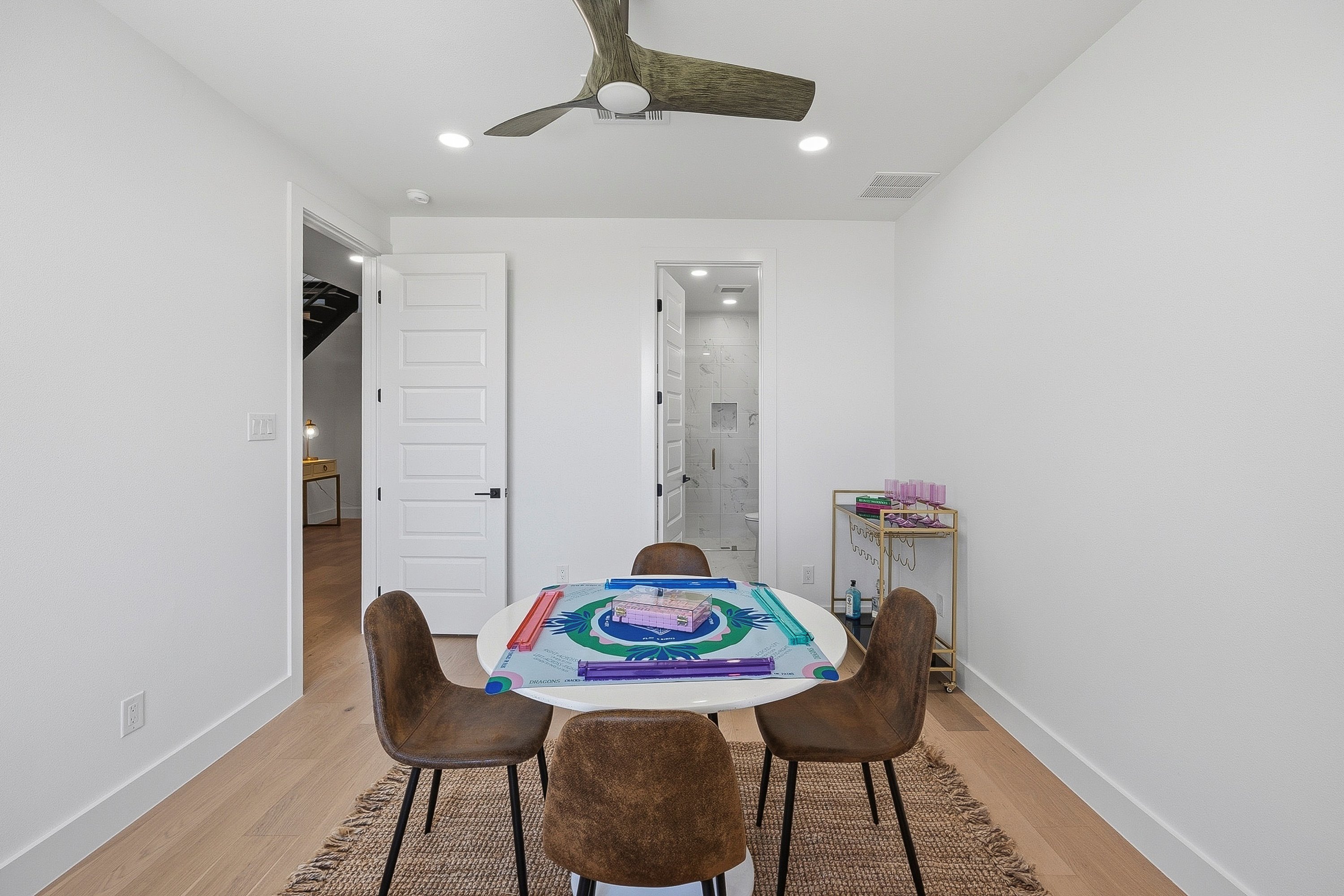  408 Vista Buena Trail, Fort Worth, TX, 76111 - 物件實景