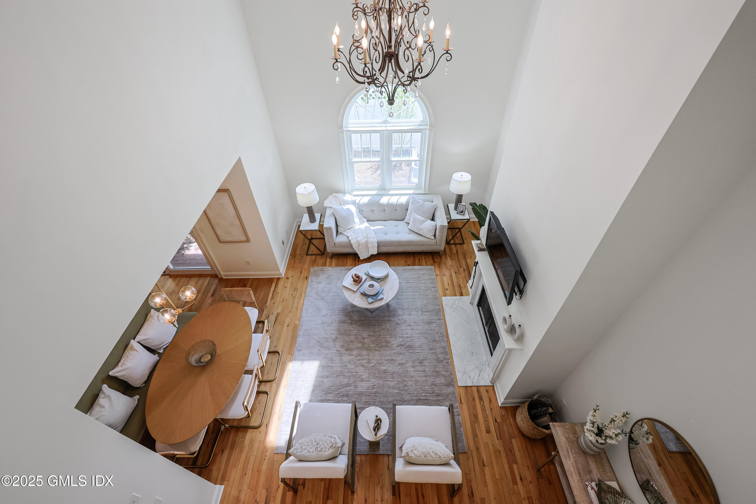 Old Greenwich, Connecticut, 06870, United States, 4 Bedrooms Bedrooms, ,5 BathroomsBathrooms,Residential,For Sale,1821609