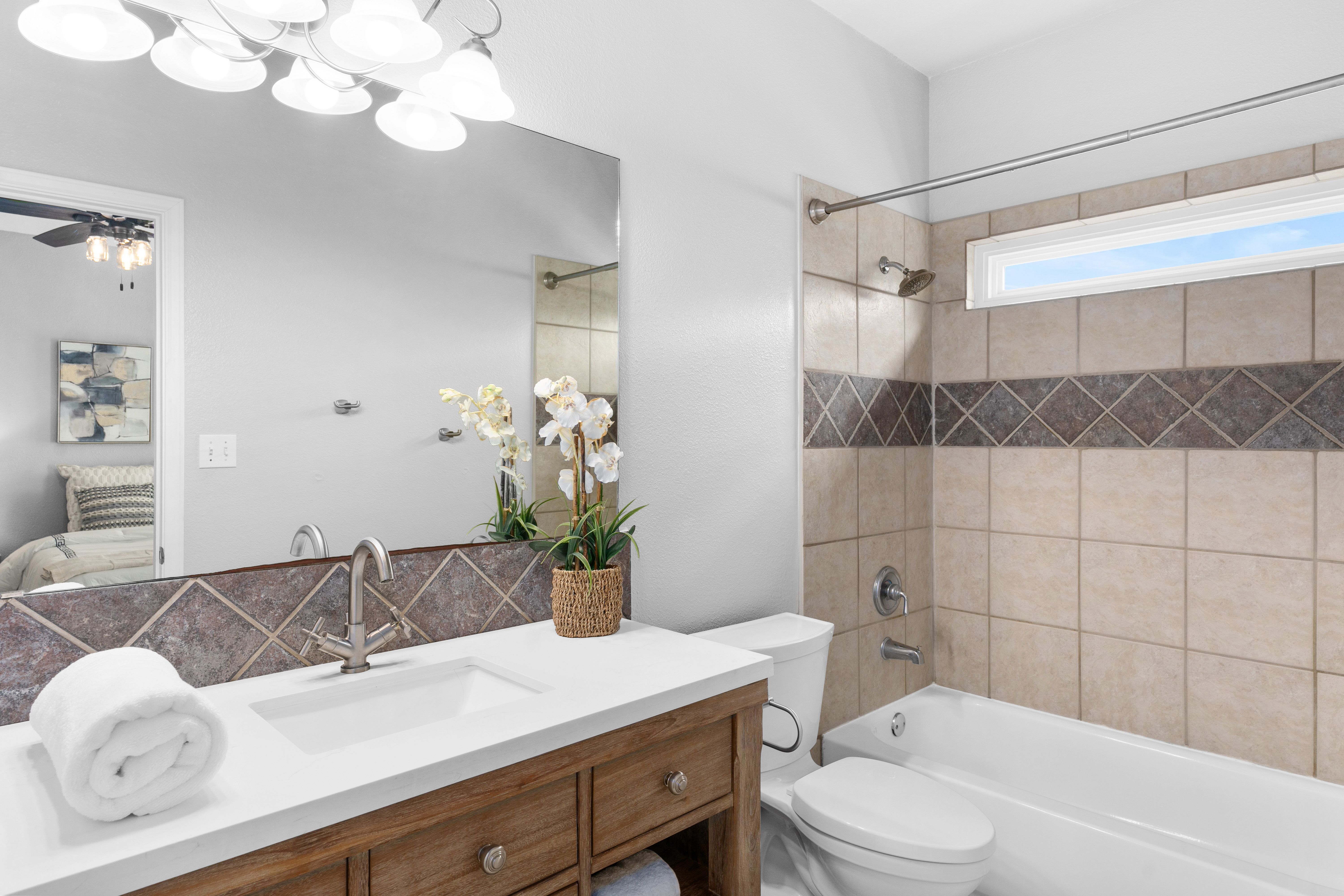  Blending Timeless Character And Modern Refinement - 物件實景