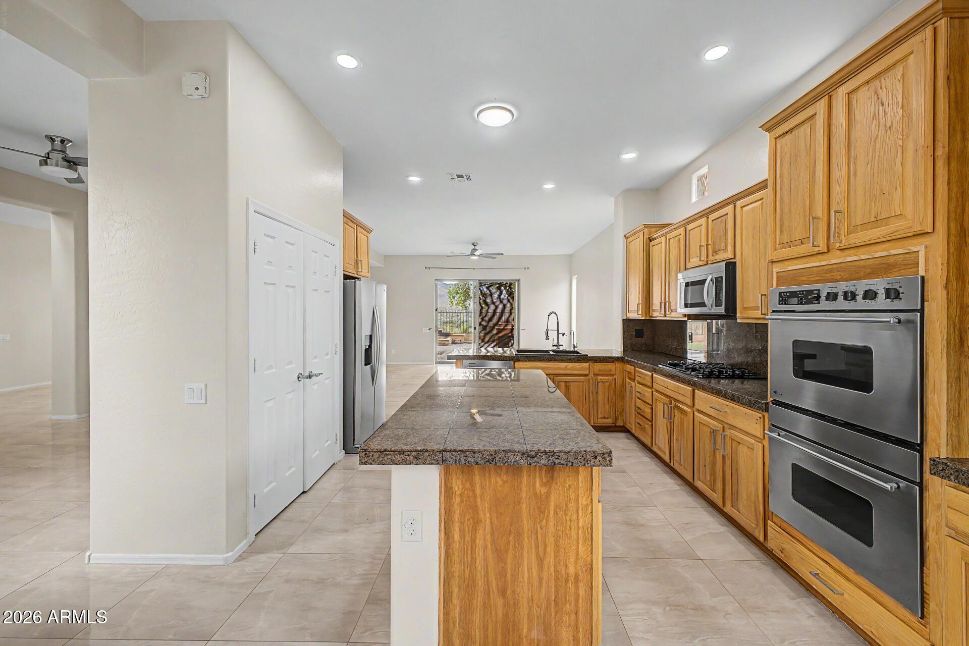 Anthem, Arizona, 85086, United States, 4 Bedrooms Bedrooms, ,3 BathroomsBathrooms,Residential,For Sale,2027152