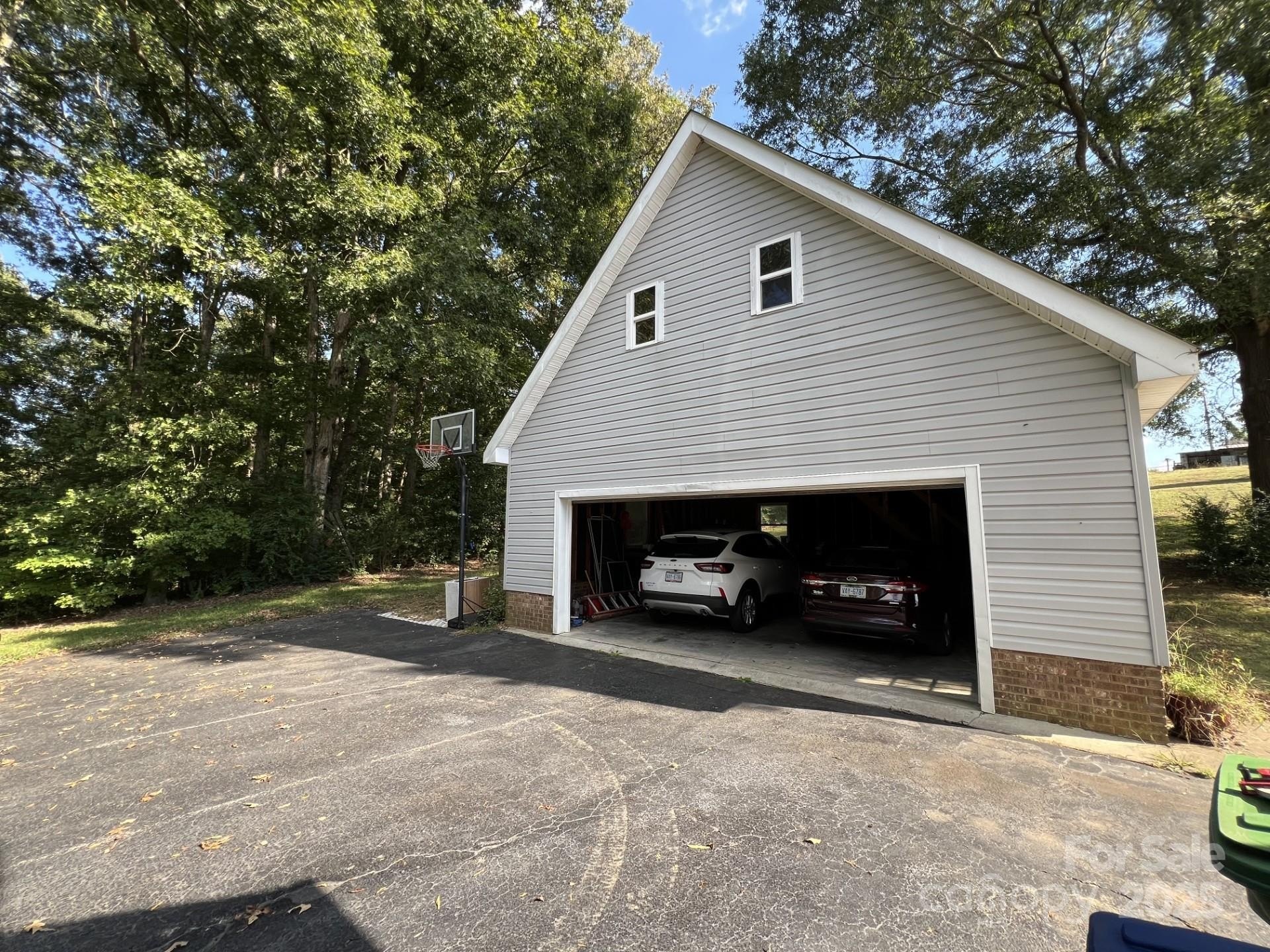 Stanfield, North Carolina, 28163, United States, 3 Bedrooms Bedrooms, ,3 BathroomsBathrooms,Residential,For Sale,1817214