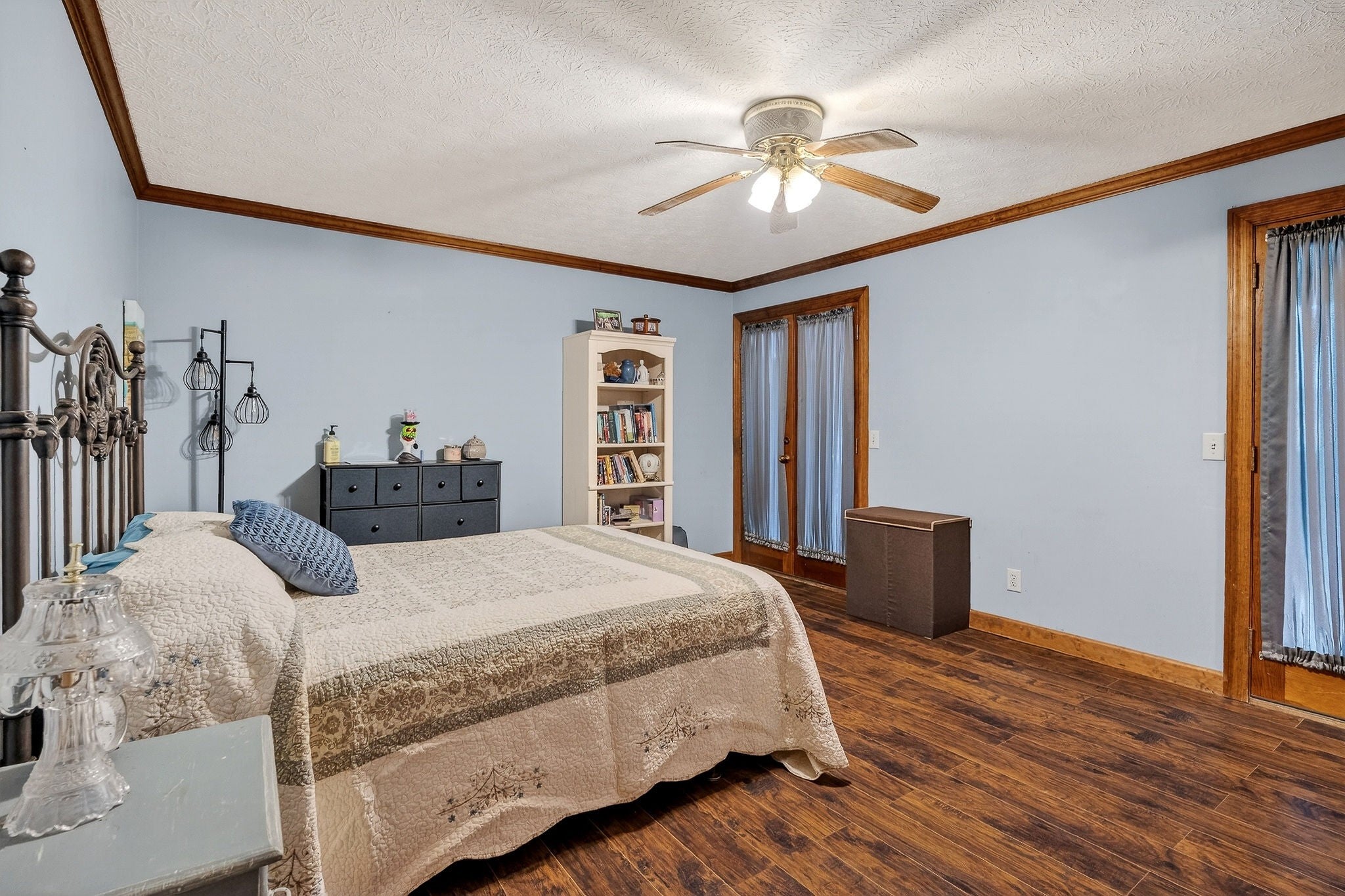 Smithville, Tennessee, 37166, United States, 6 Bedrooms Bedrooms, ,6 BathroomsBathrooms,Residential,For Sale,2008890